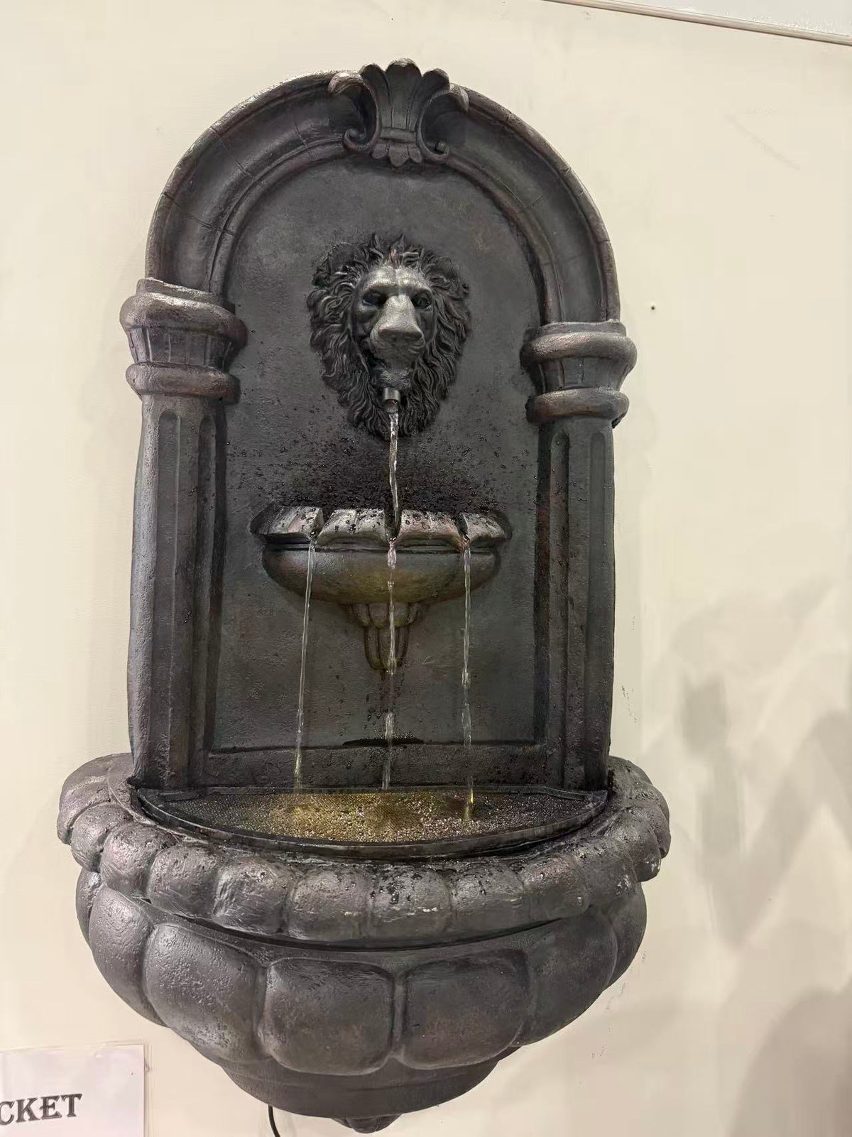 Cadij Lion Wall Hanging Water Feature