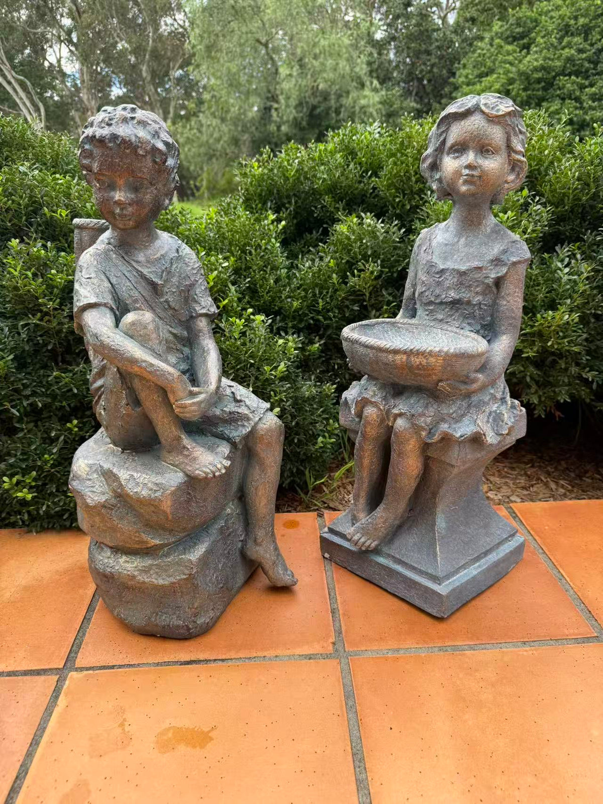 Chica delightful child statue Garden Decoration