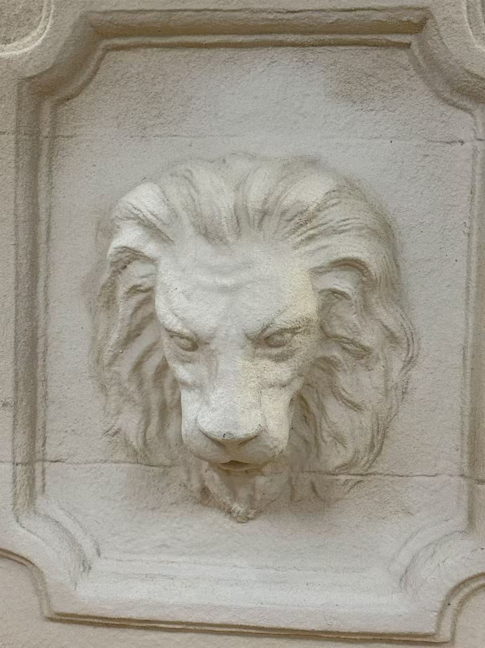 Cesare Large Lion Water Wall Sandstone Cement Fibre Tall Fountain