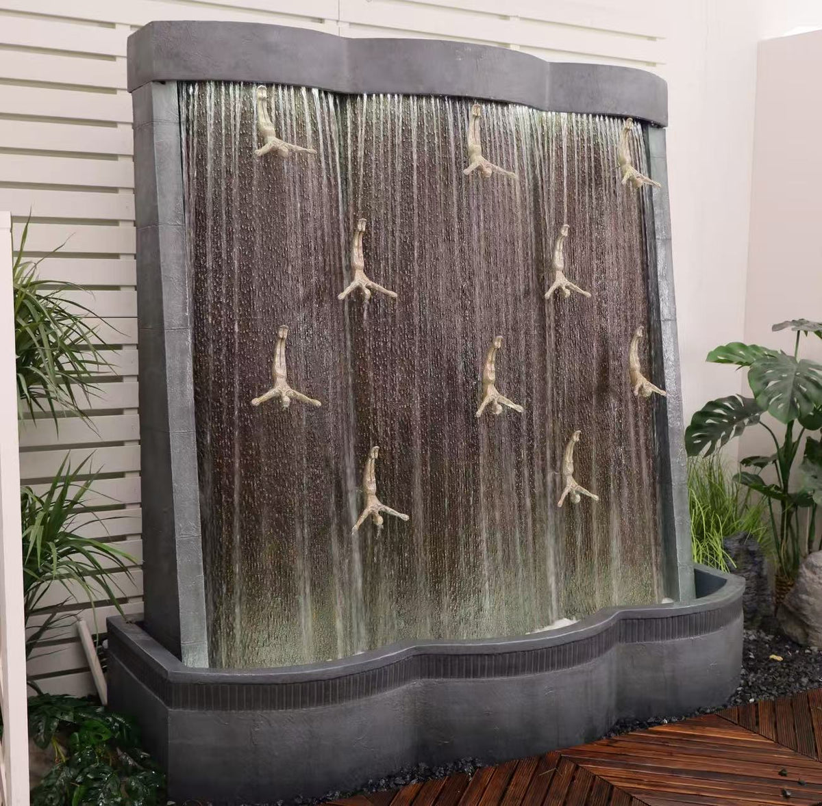 Free Fall Extra Large Natural Wall Water Feature
