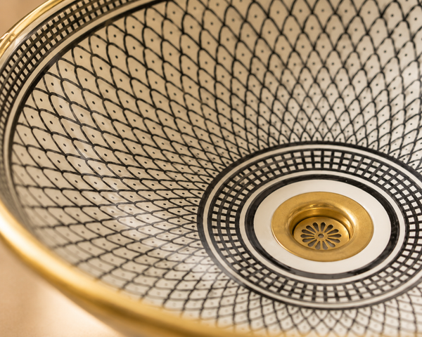 Fès Filigrane Hand-Painted Ceramic Basin with Gold Rim