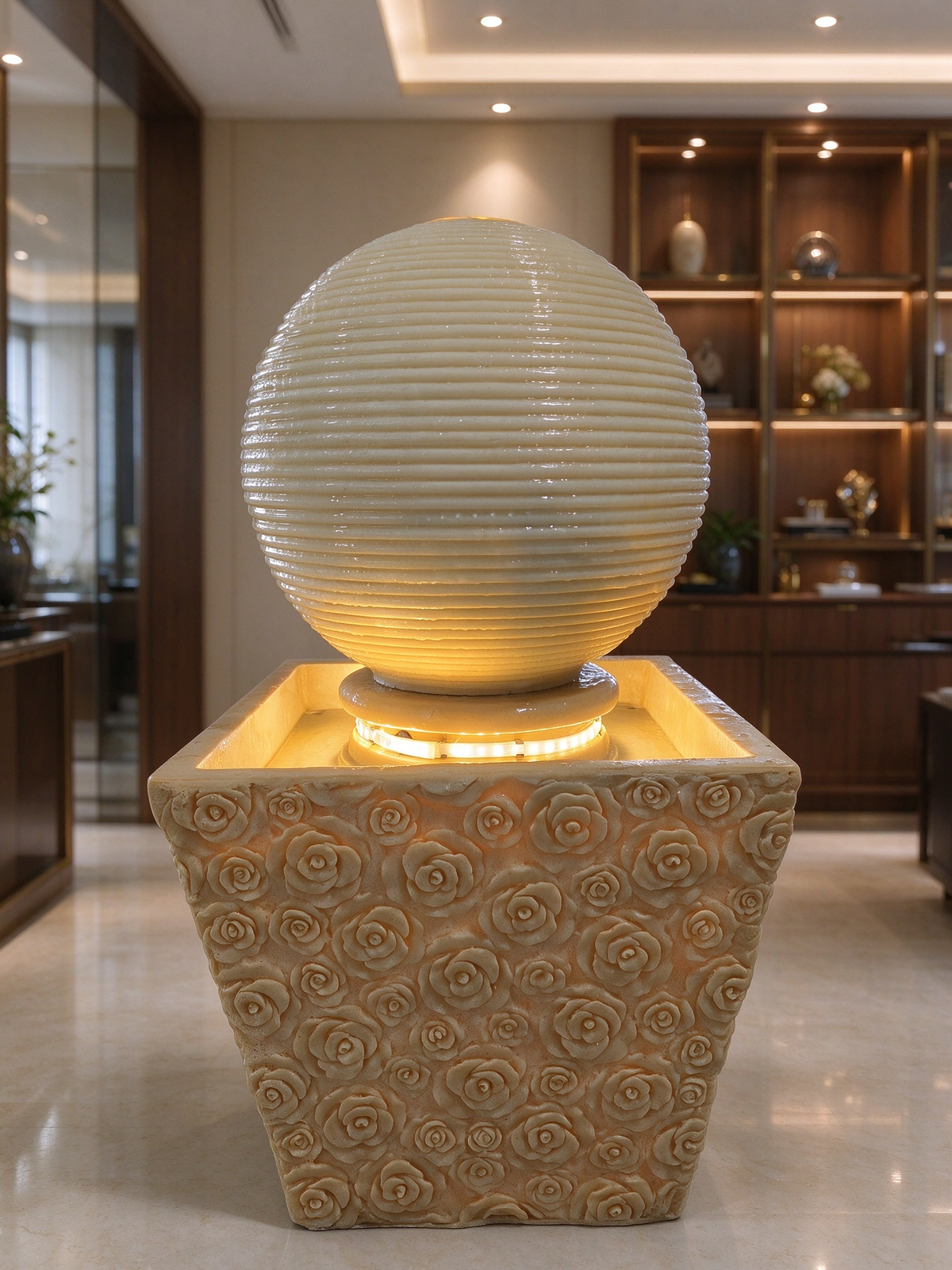 Rosaleda Rose Sphere Fountain in Beige