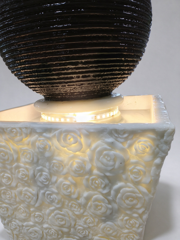 Rosaleda Rose Sphere Fountain in Black & White
