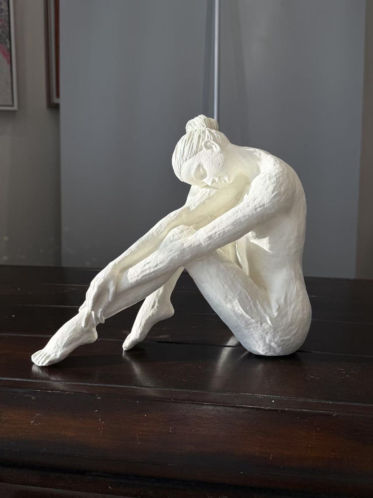 Bellissima Ballerina White Colour Clay Artisan Finish