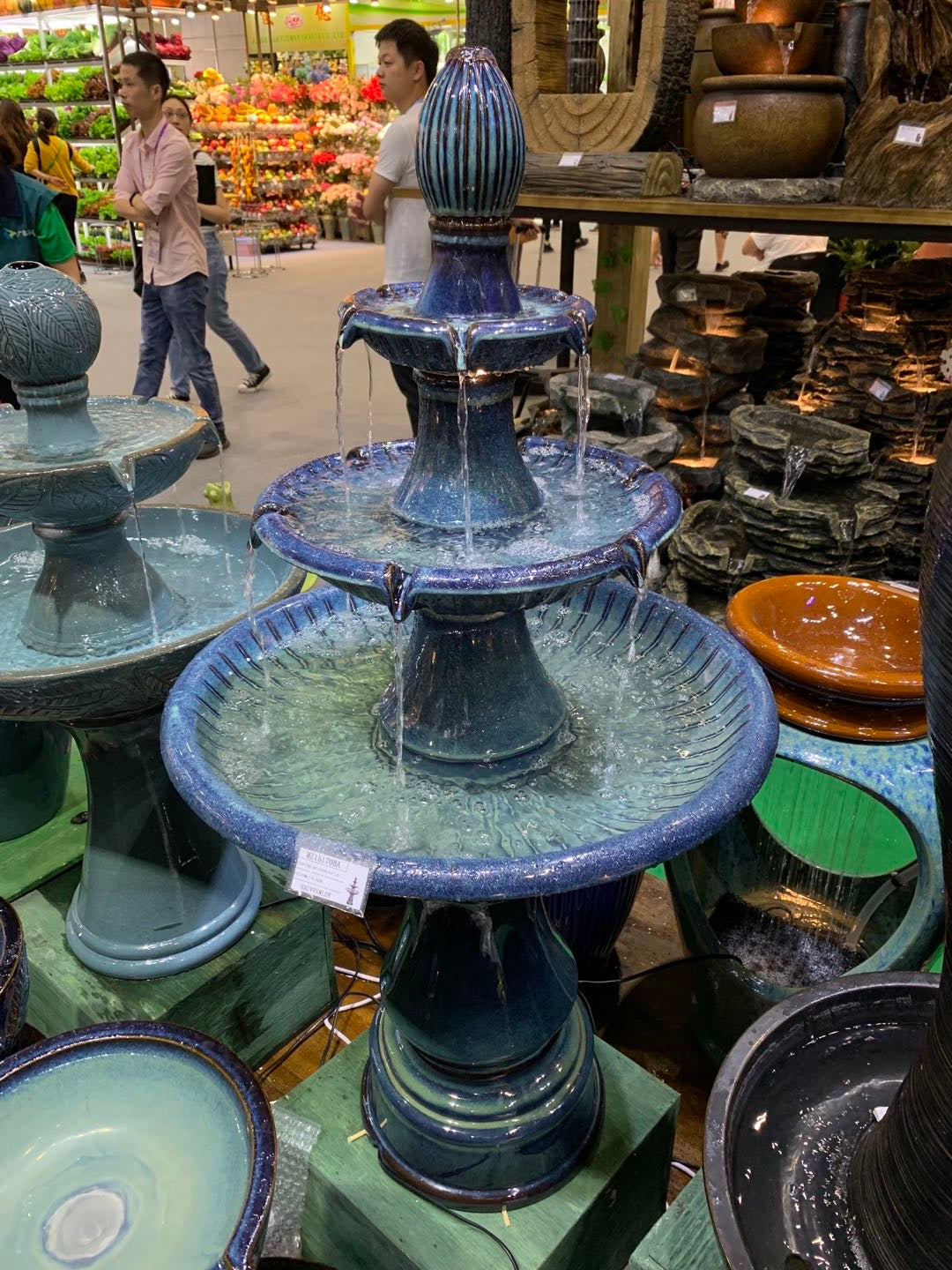 Las Granadas Glazed Ceramic Fountain