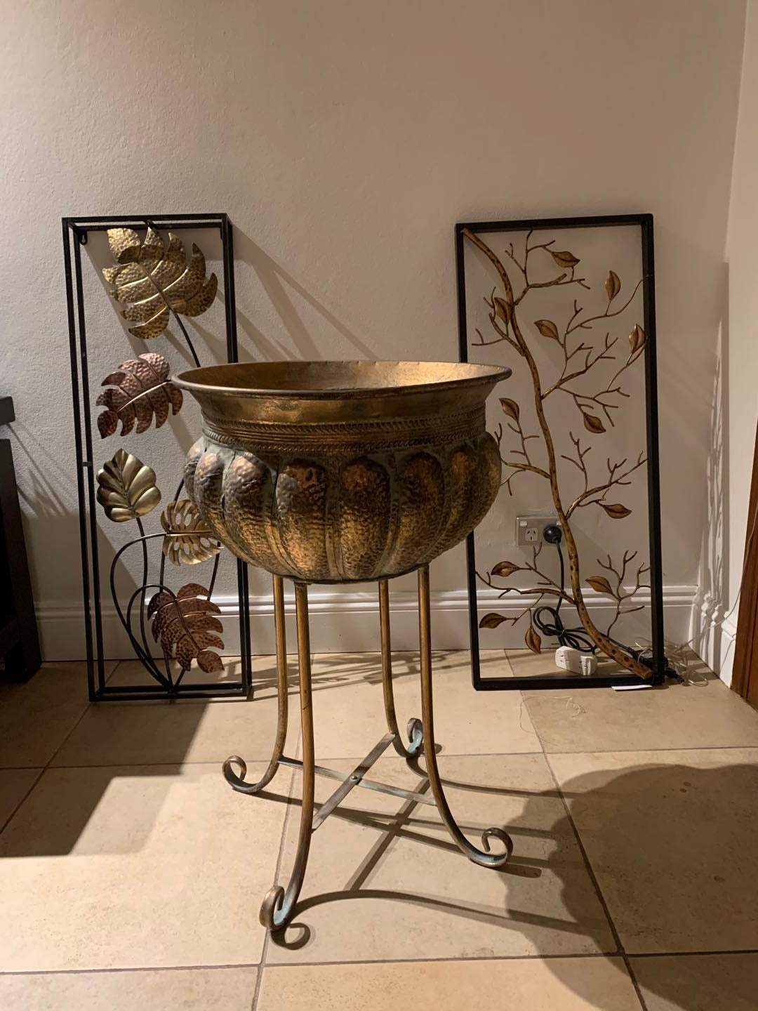 ZENA Standing Metal Planter