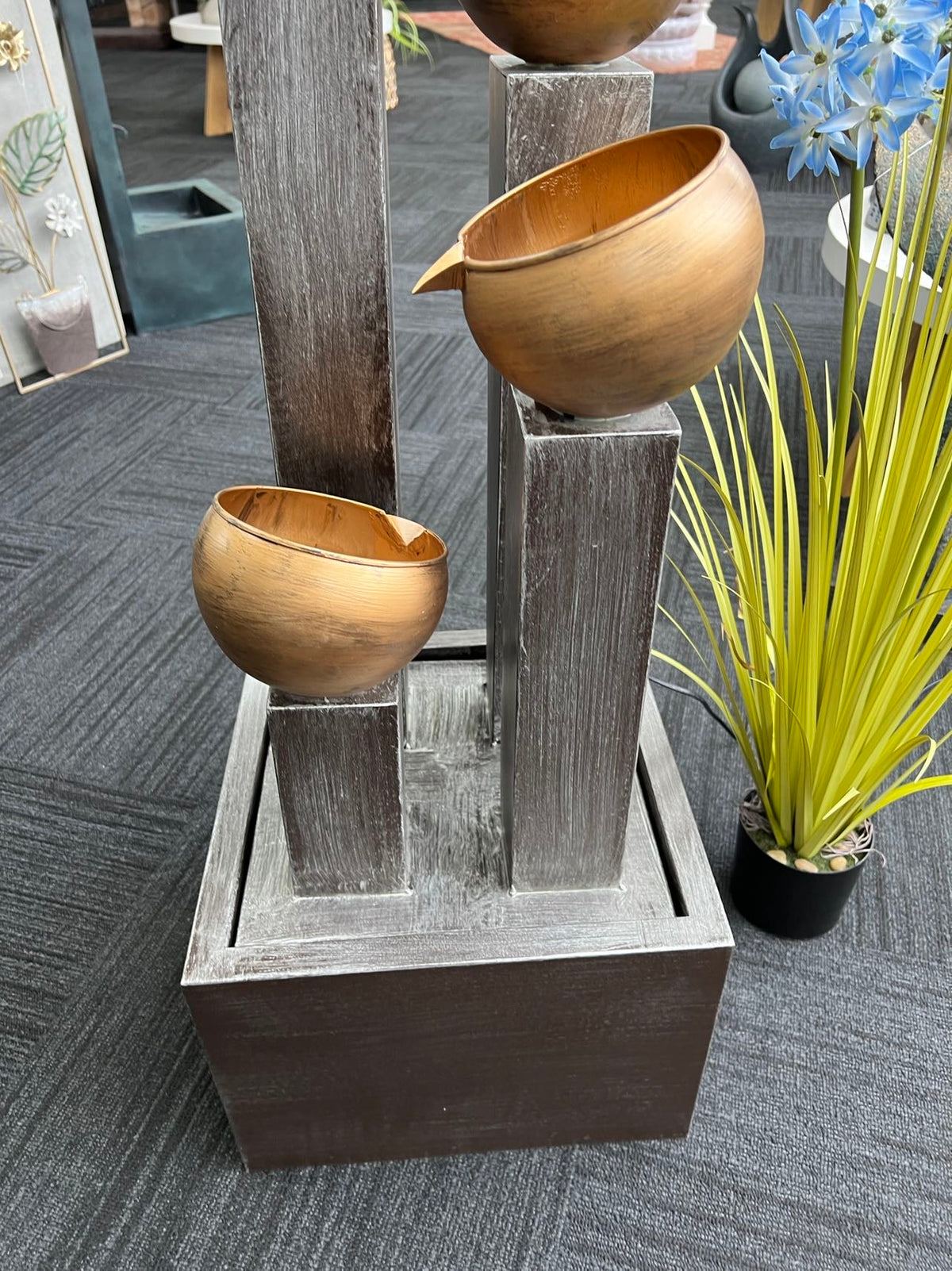 OVIEDO Metal Outdoor & Indoor Water Feature with Lights and Electric Pump