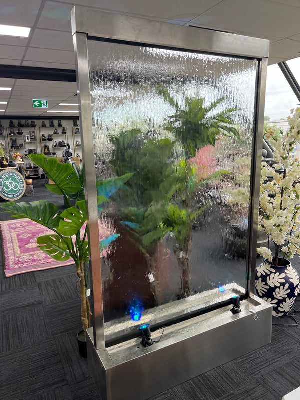 Aurora Clear Glass Stainless Steel 2 meter tall Water Feature