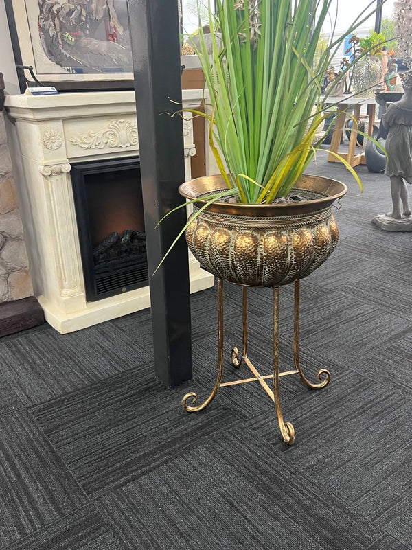 ZENA Standing Metal Planter