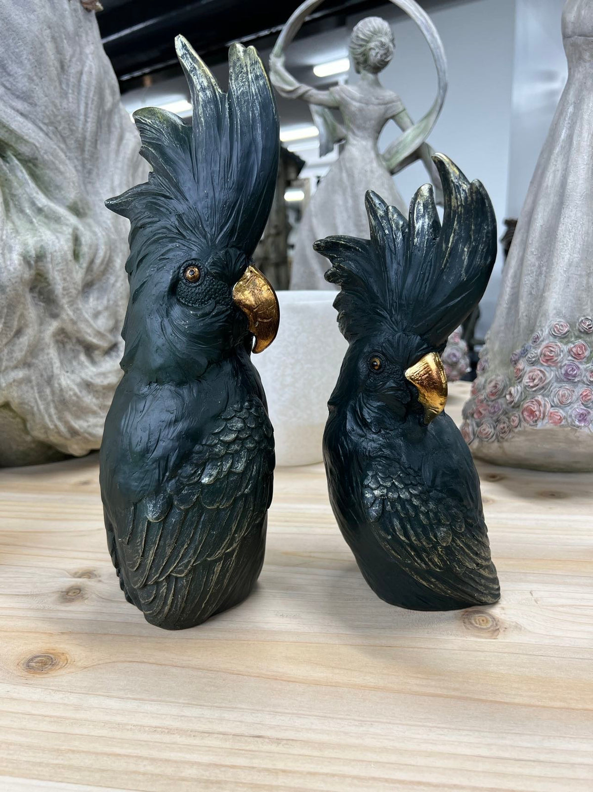 Dark Green with Copper Beaks Cockatoos Real Look Set 2