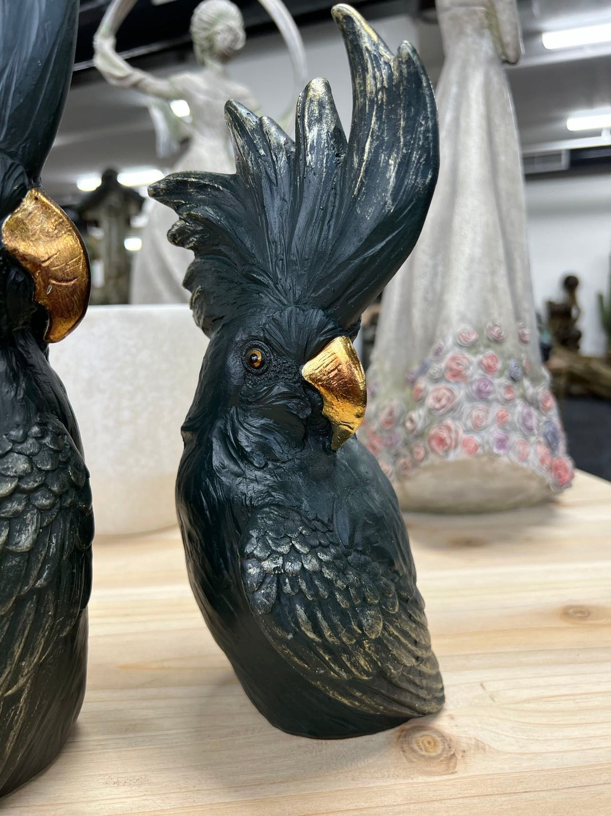 Dark Green with Copper Beaks Cockatoos Real Look Set 2