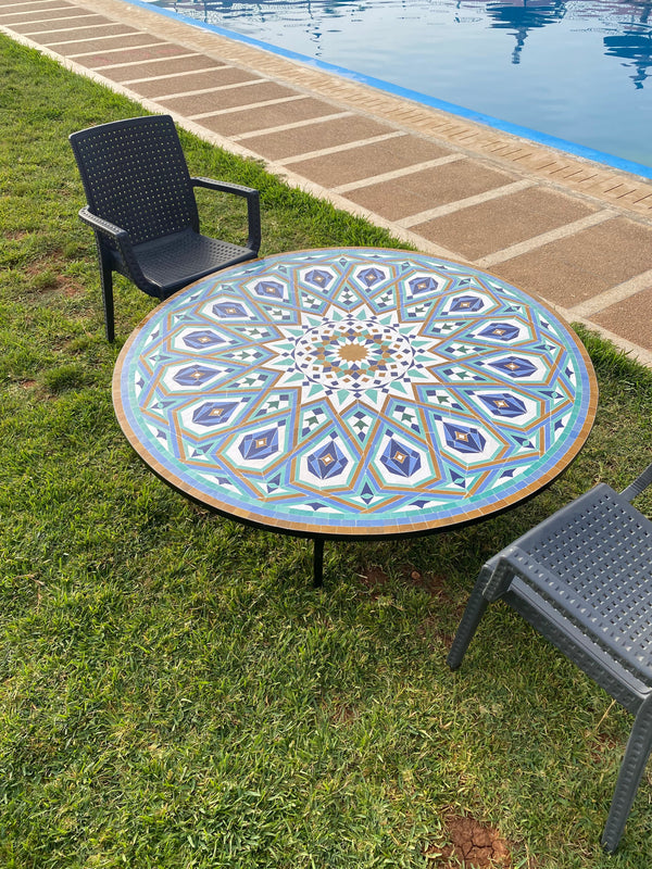 Mosaic Cocktail and dining Tables for Outdoor & Indoor round 100% handcrafted from Moroccan tiles