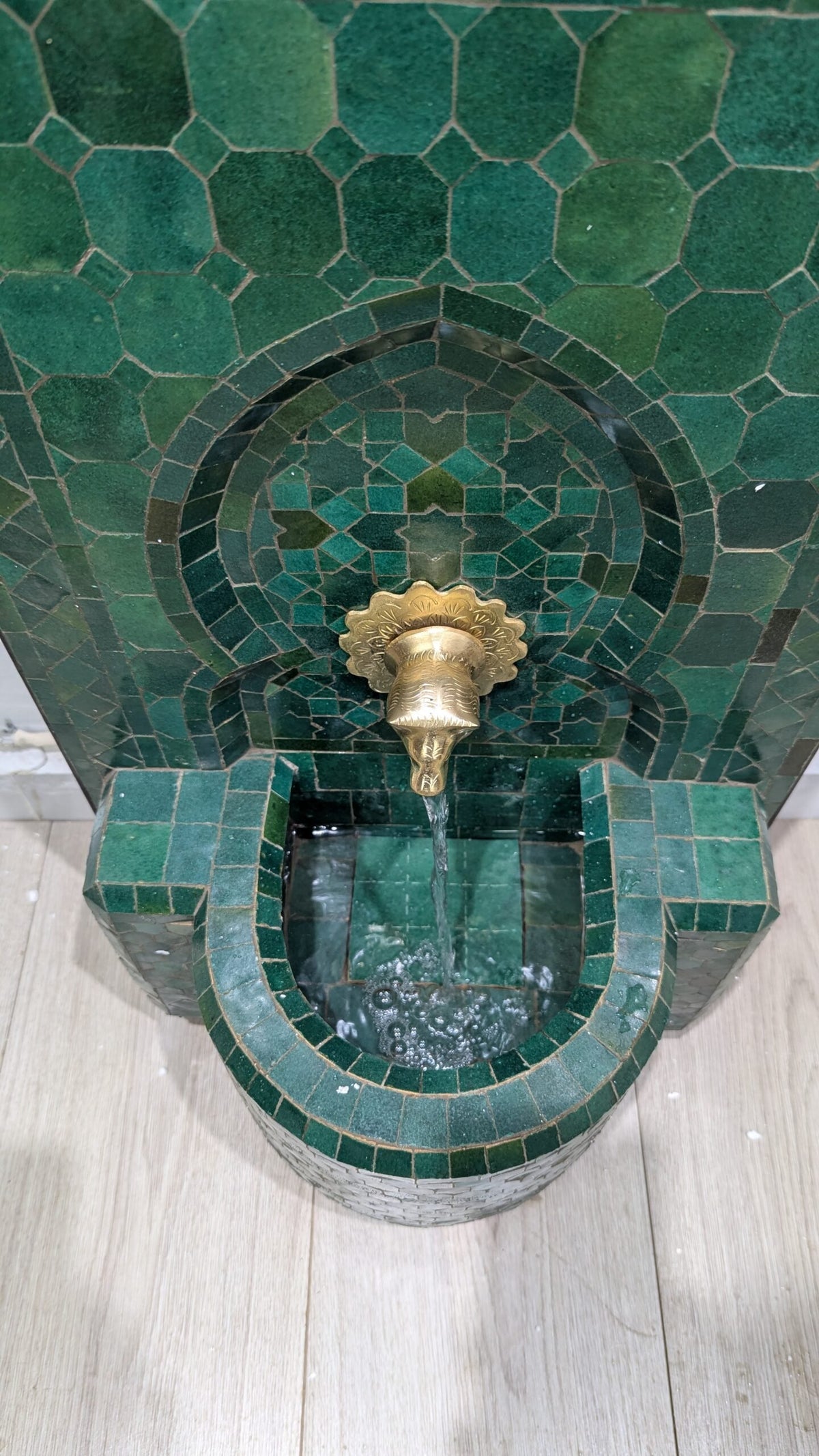 Zellige Fountain MF0161