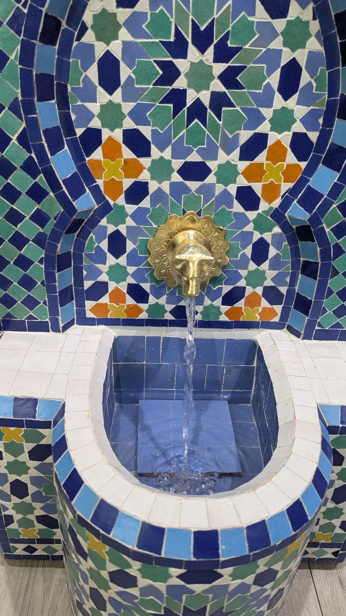 Zellige Fountain MF0138