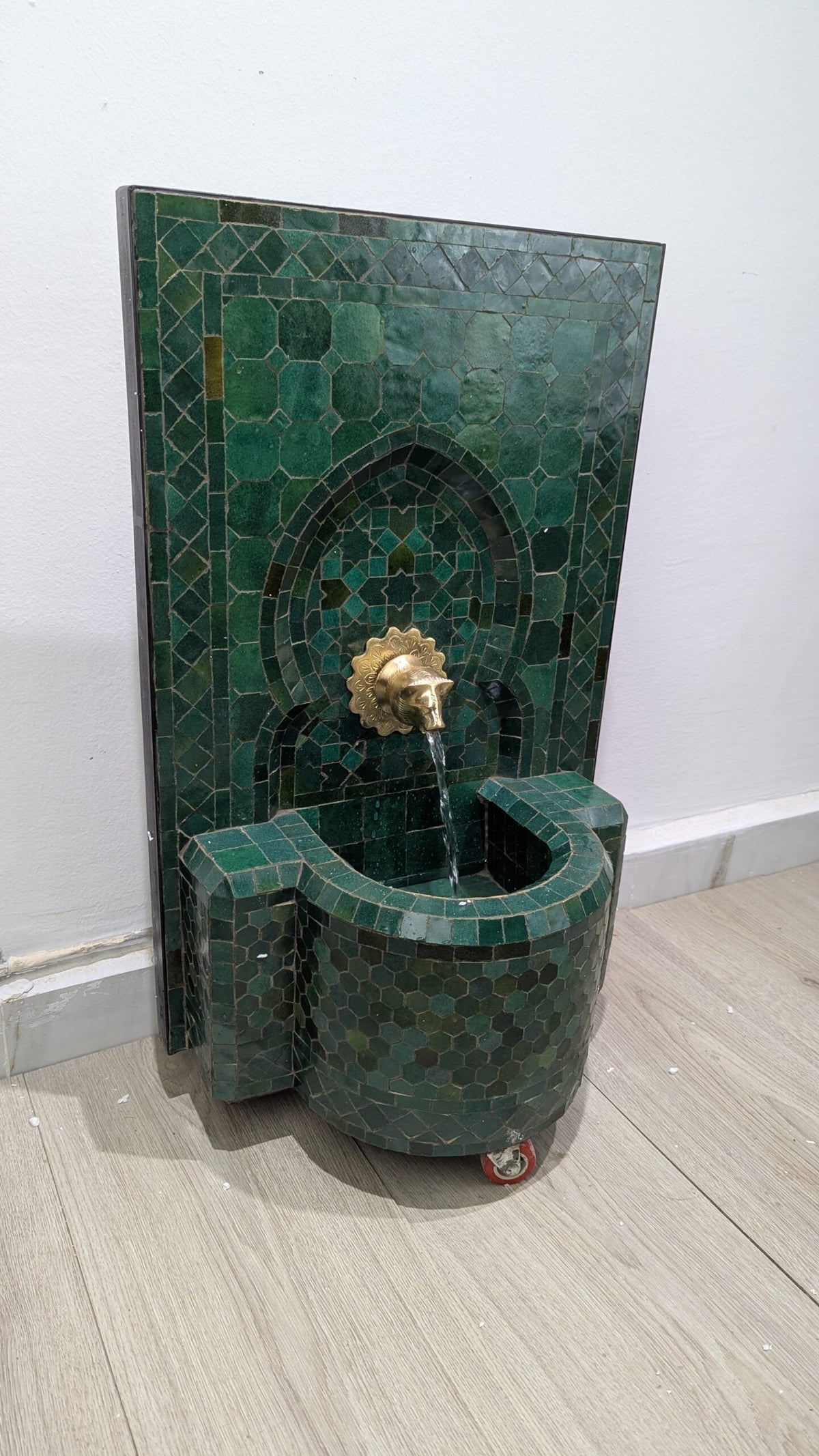 Zellige Fountain MF0161
