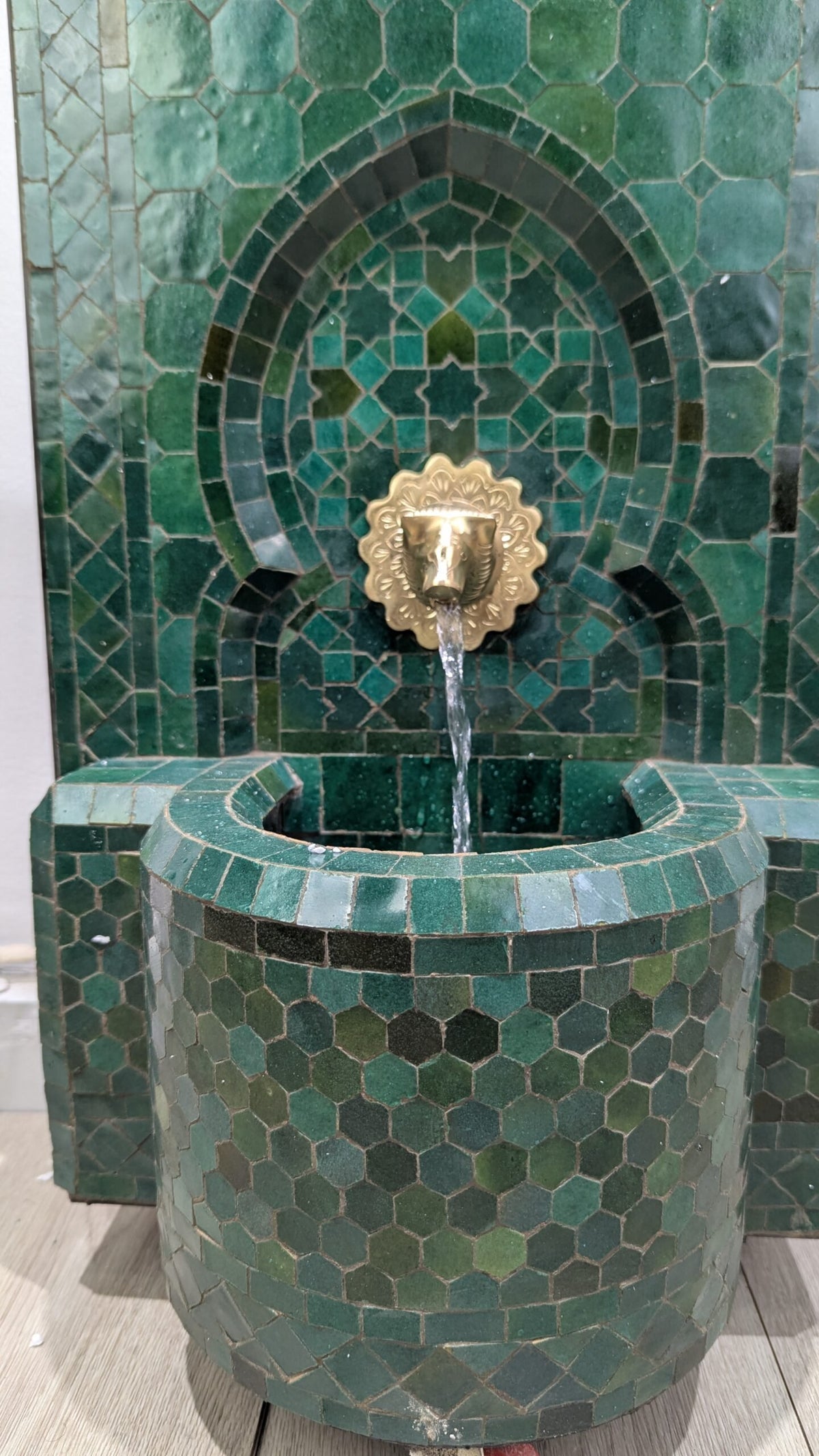 Zellige Fountain MF0161