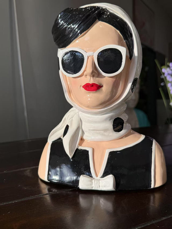 Fashionista Bust Head with Earrings 