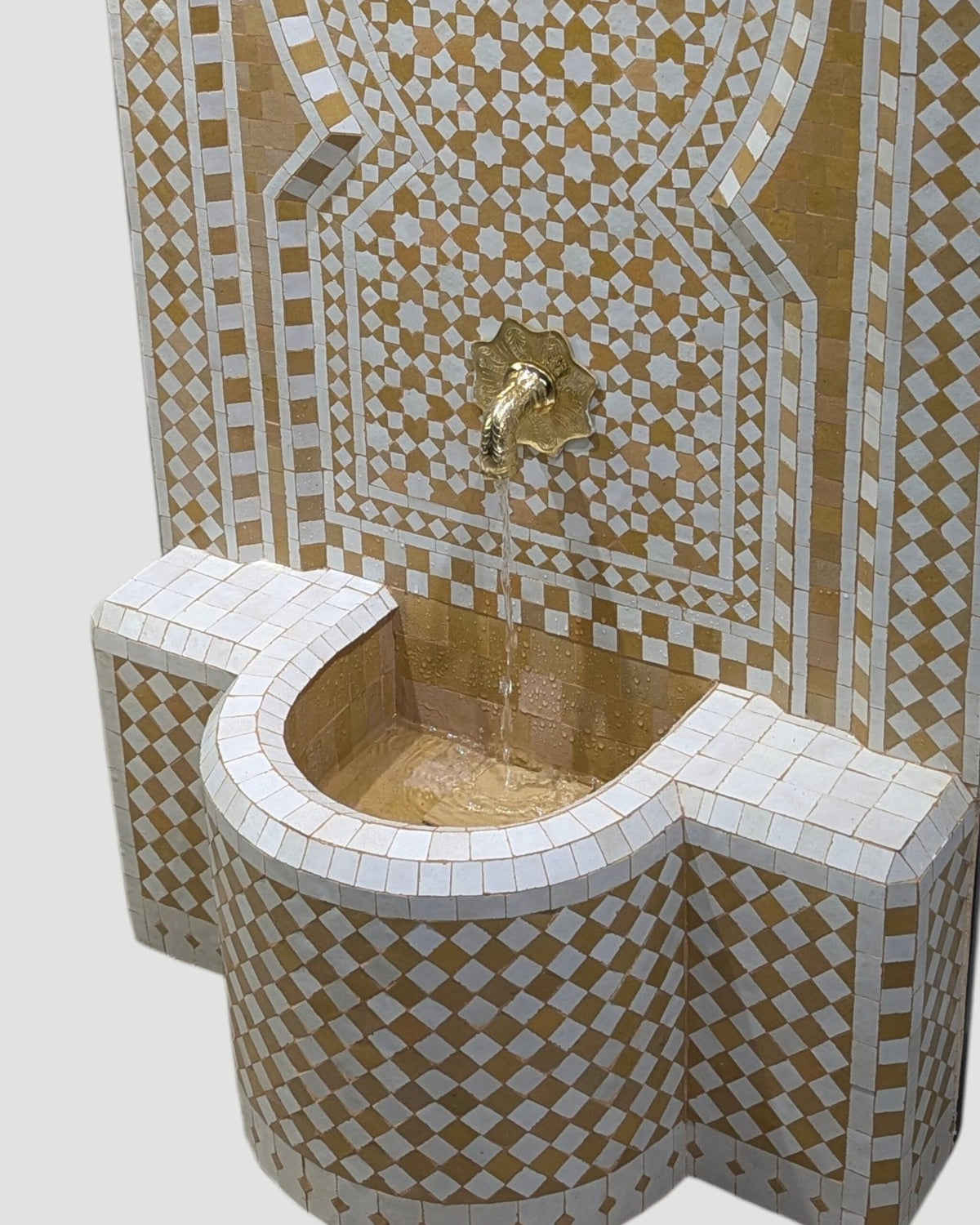 Zellige Fountain MF0188