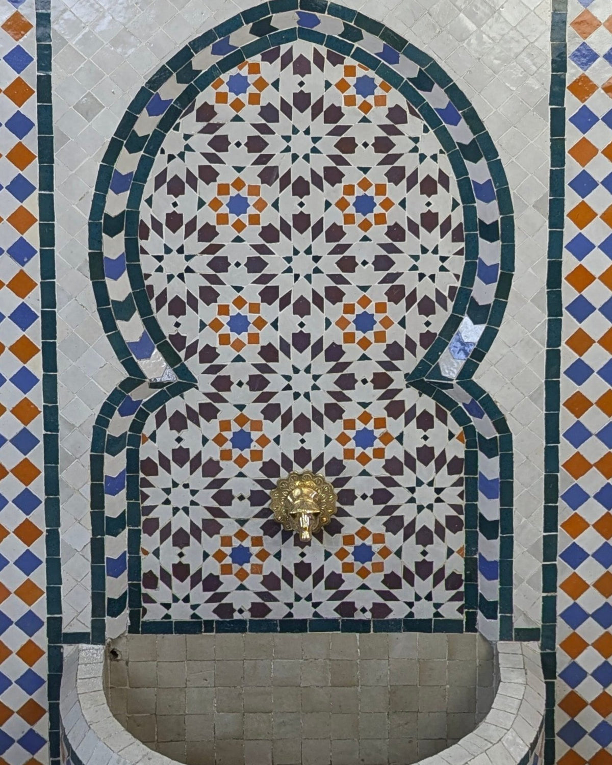 Zellige Fountain MF0168