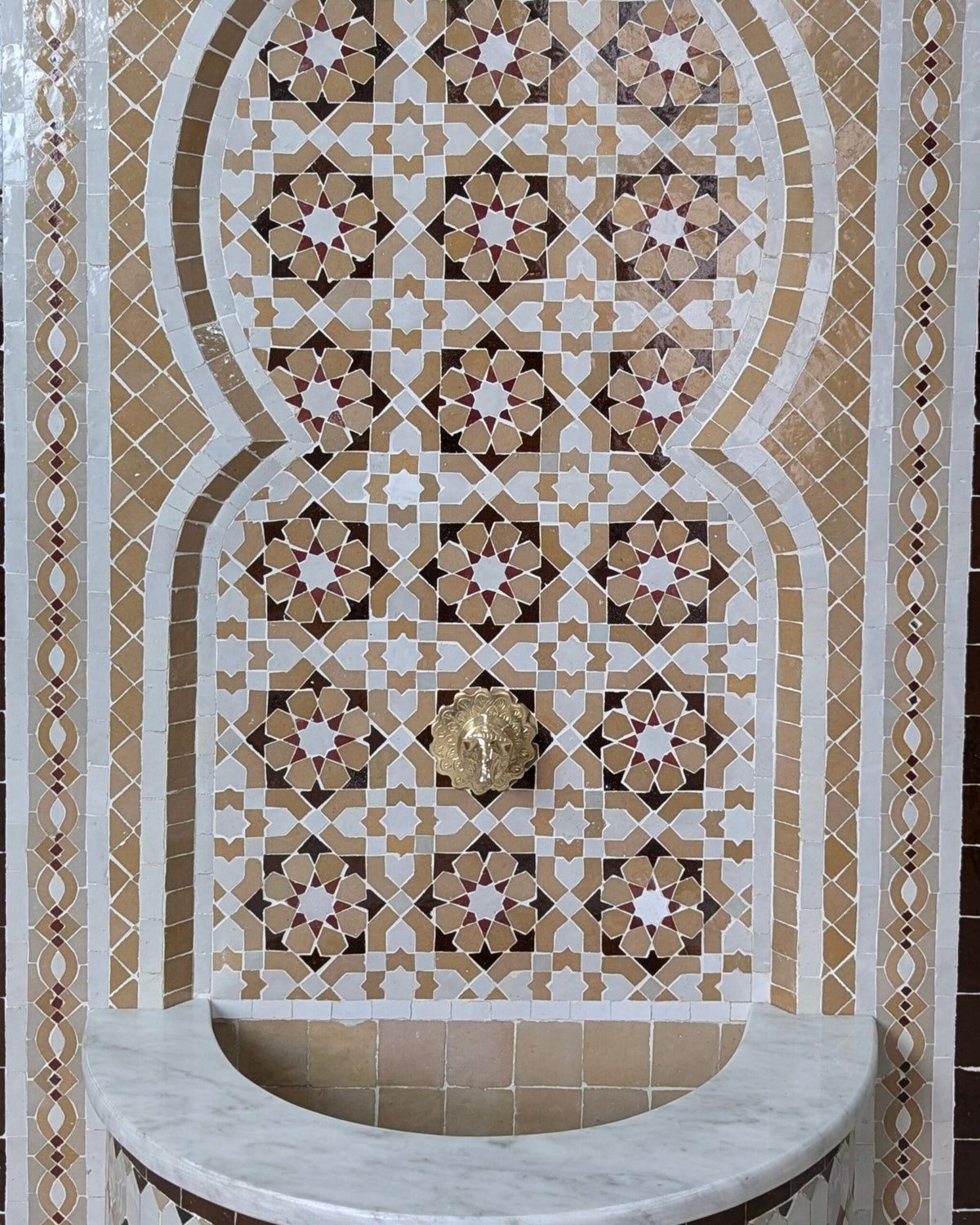Zellige Fountain MF0155