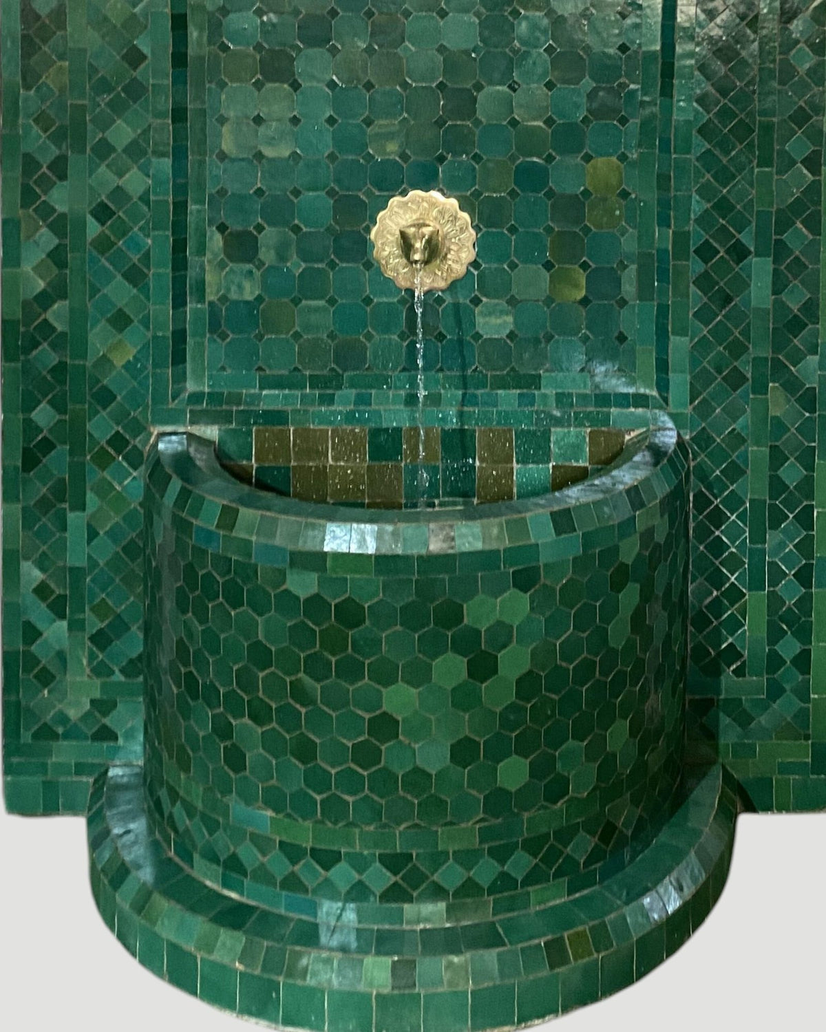 Zellige Fountain MF0055
