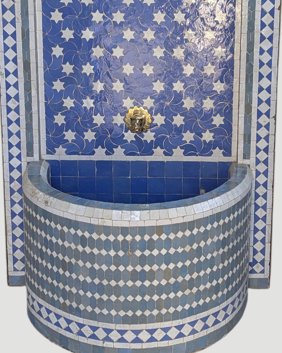 Zellige Fountain MF0181