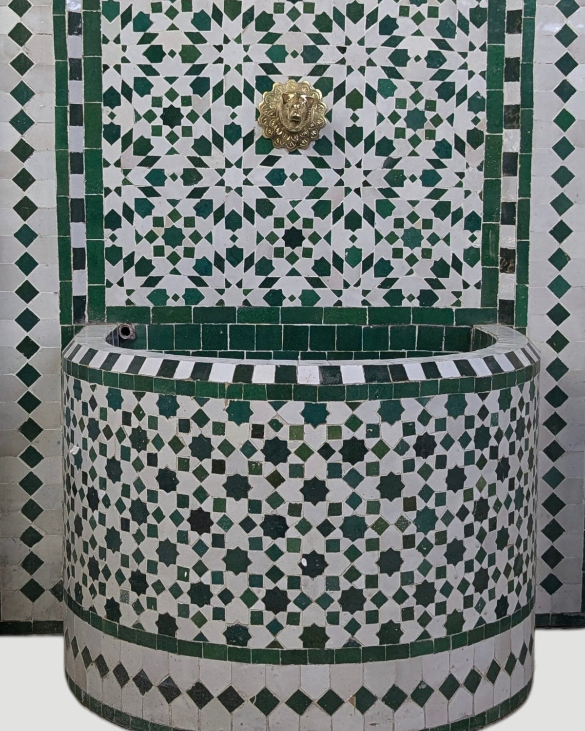 Zellige Fountain MF0177
