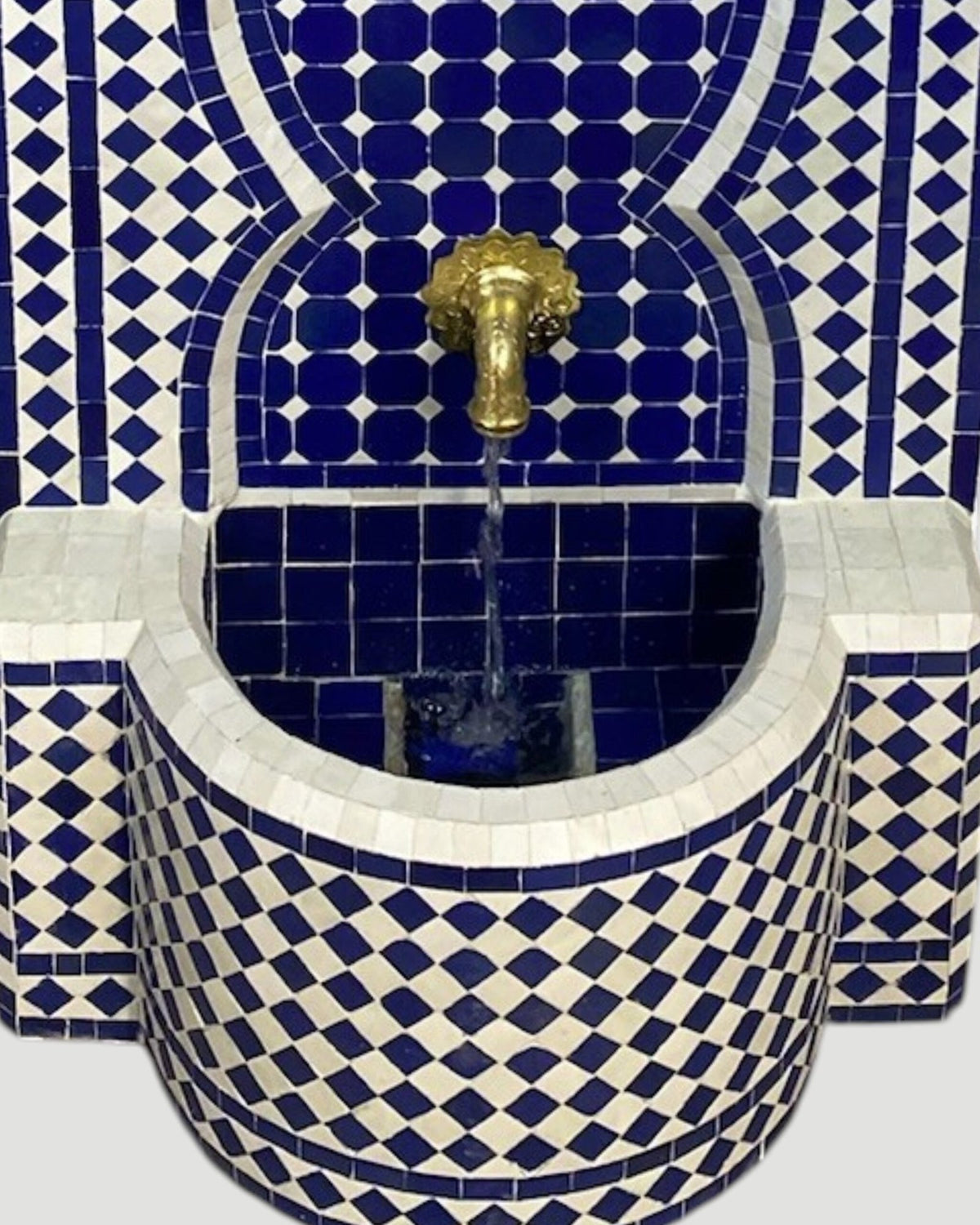 Zellige Fountain MF0251