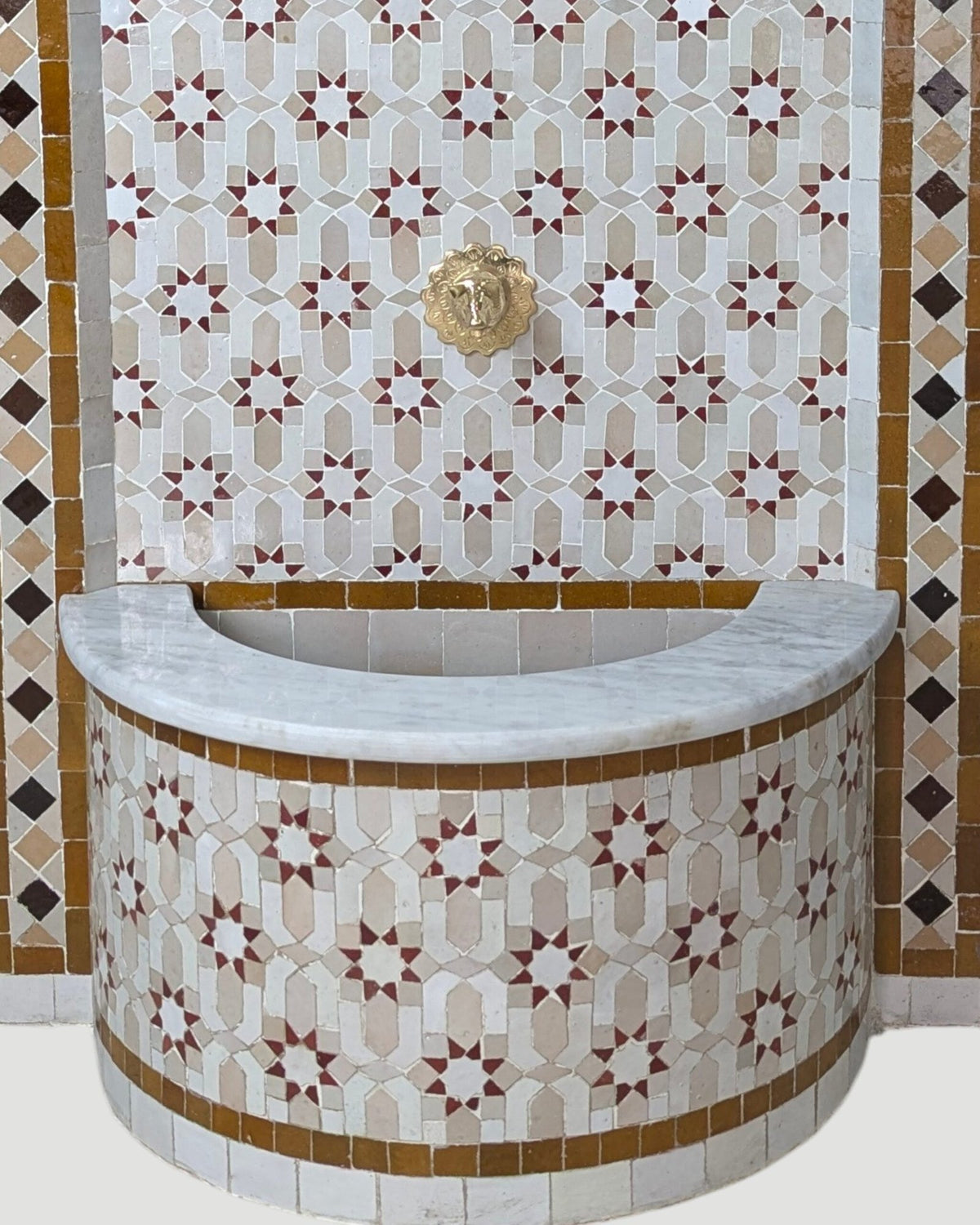 Zellige Fountain MF0031