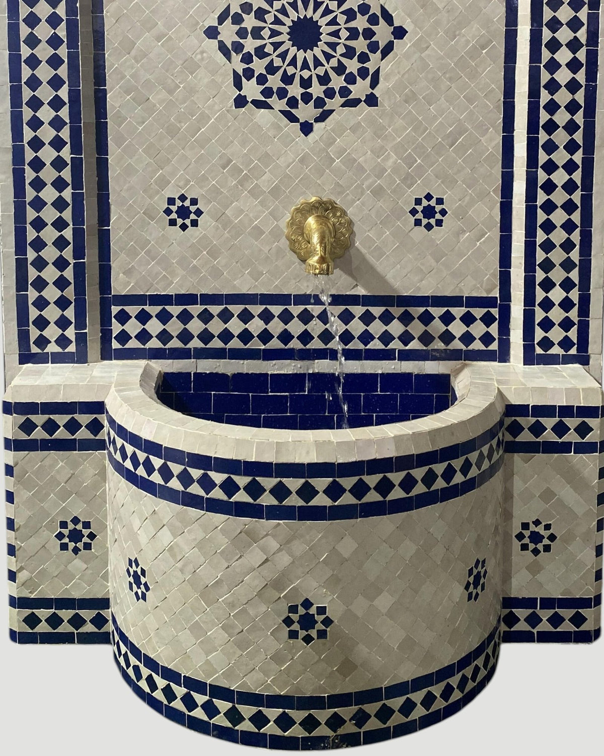Zellige Fountain MF0040