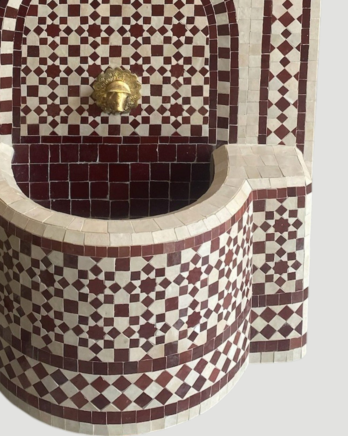 Zellige Fountain MF0089