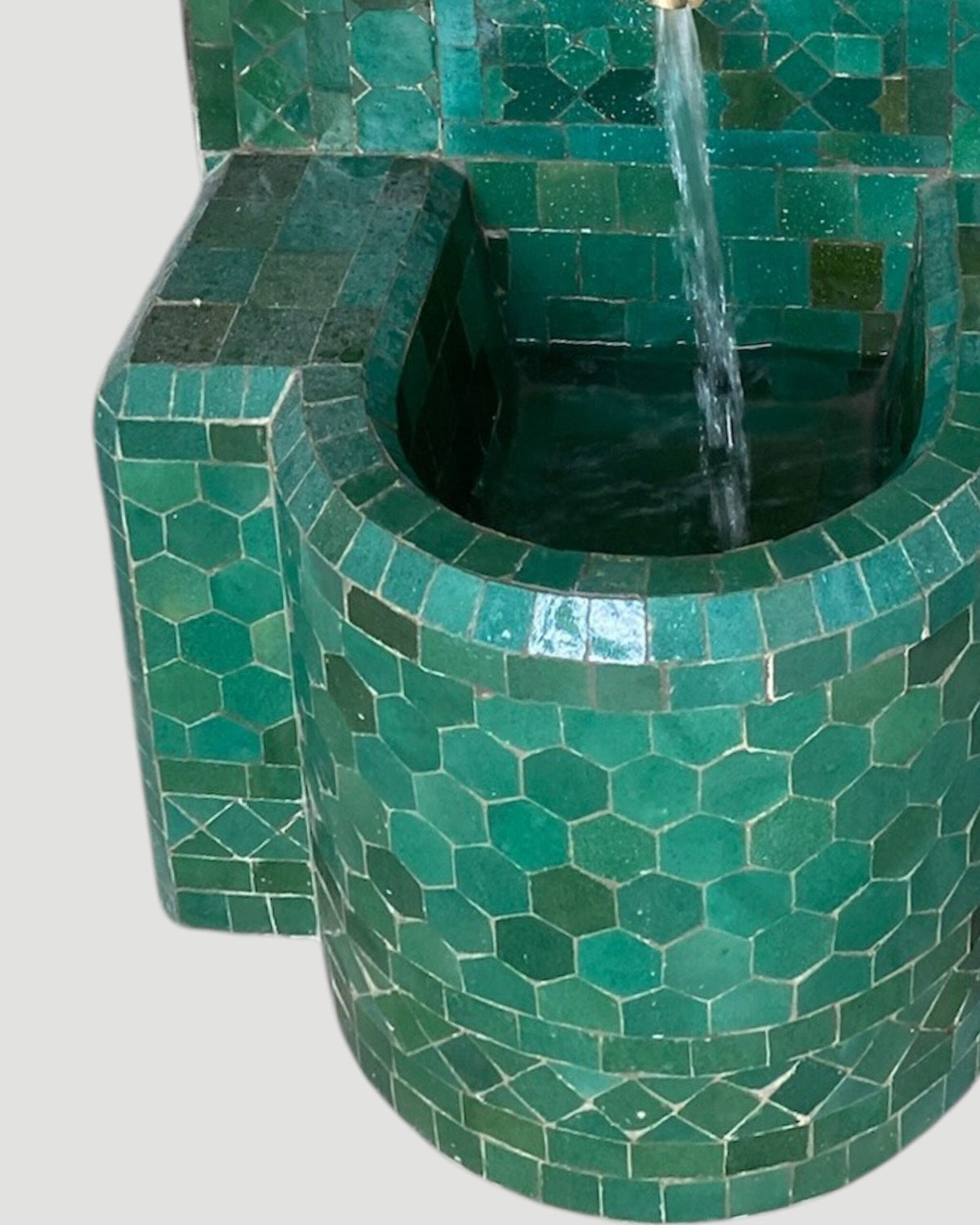 Zellige Fountain MF0097
