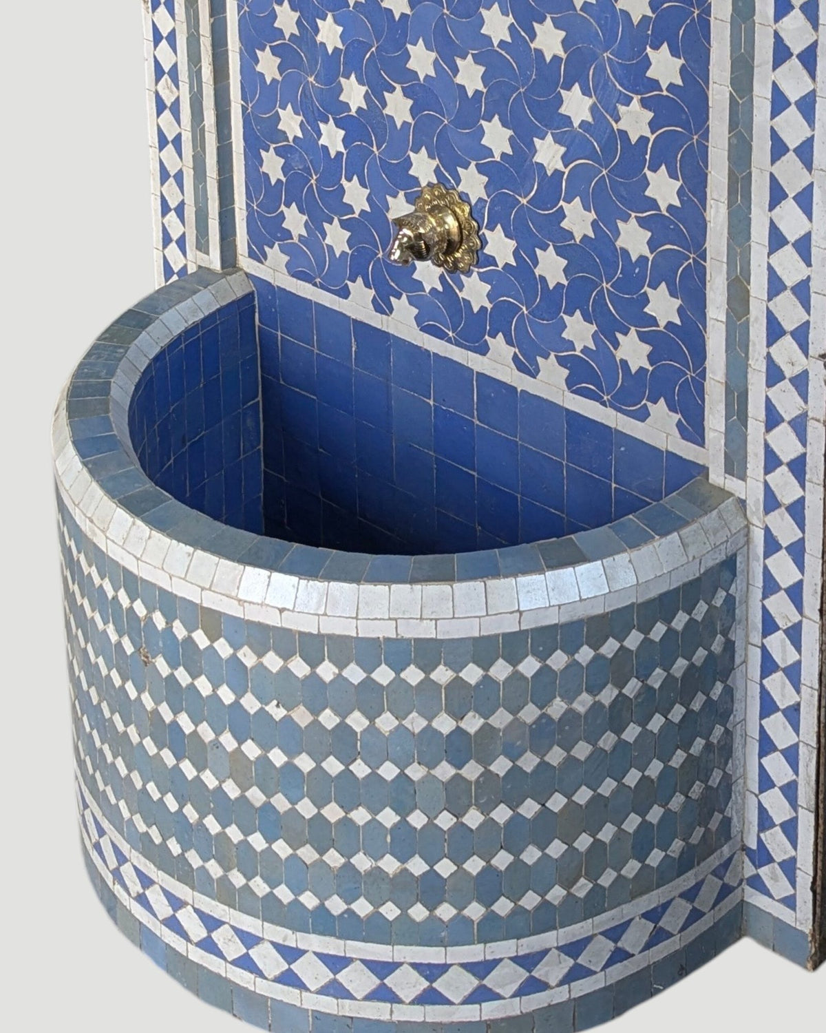 Zellige Fountain MF0181