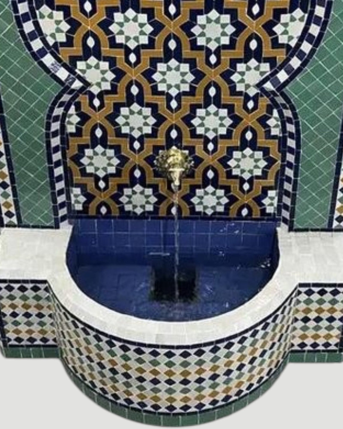 Zellige Fountain MF0236