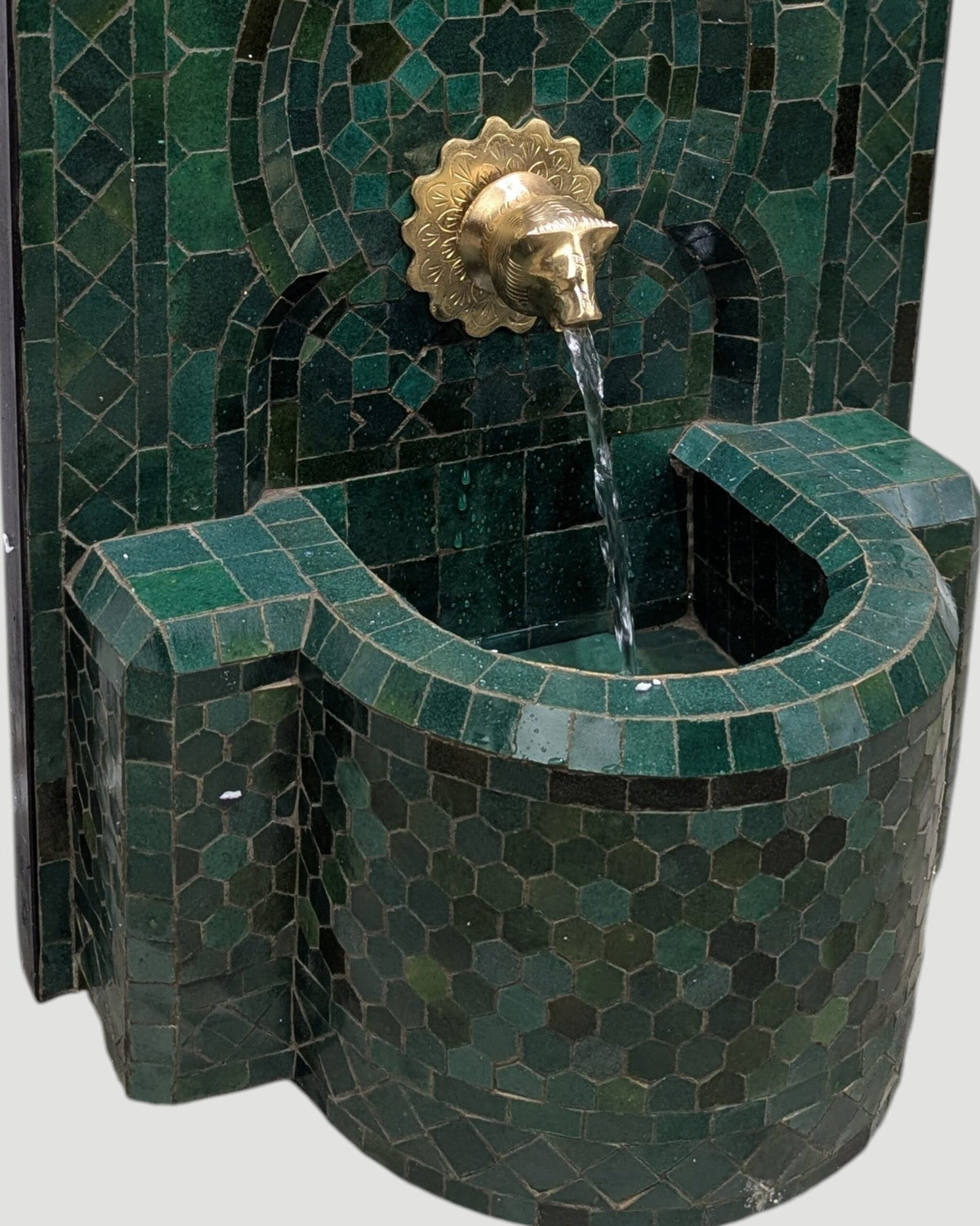 Zellige Fountain MF0021