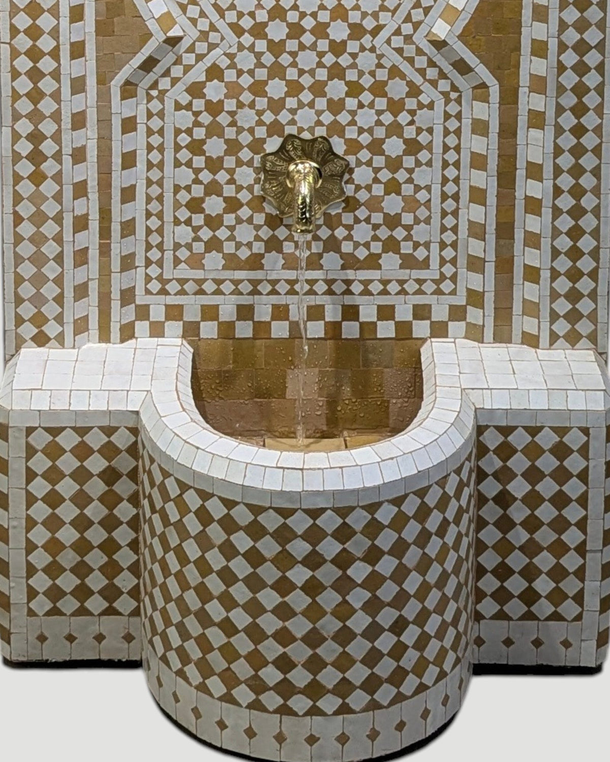 Zellige Fountain MF0188