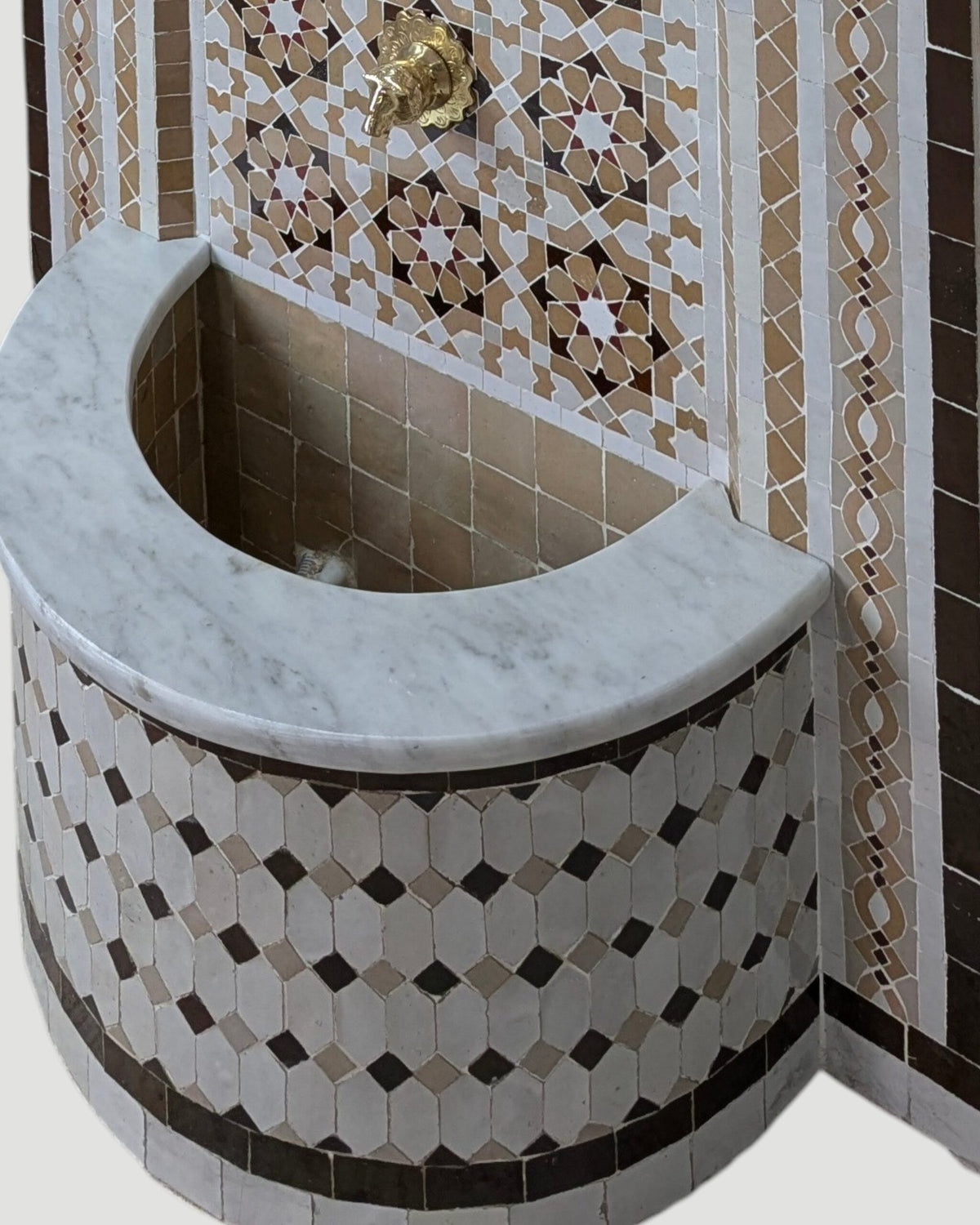 Zellige Fountain MF0033