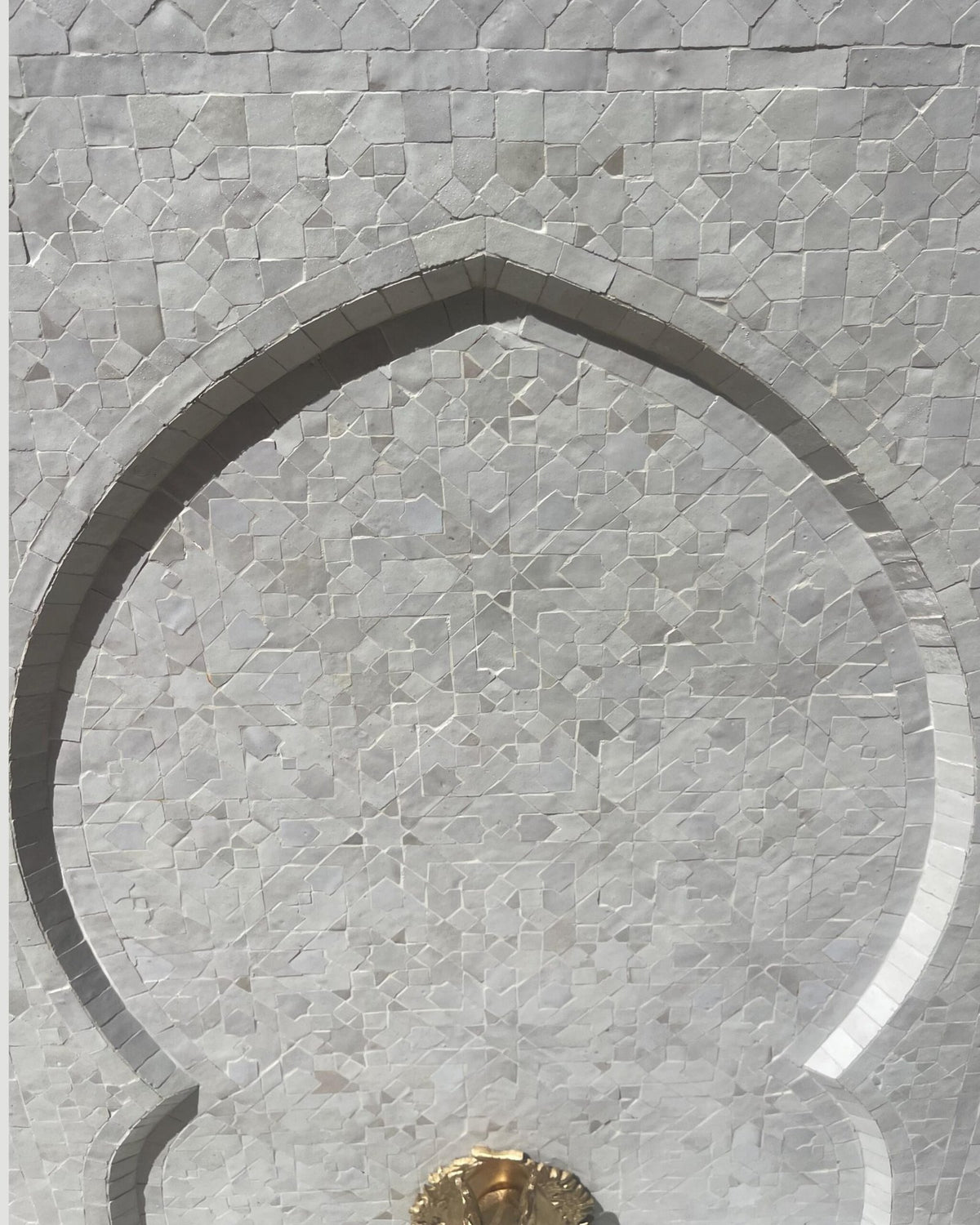 Zellige Fountain MF0059