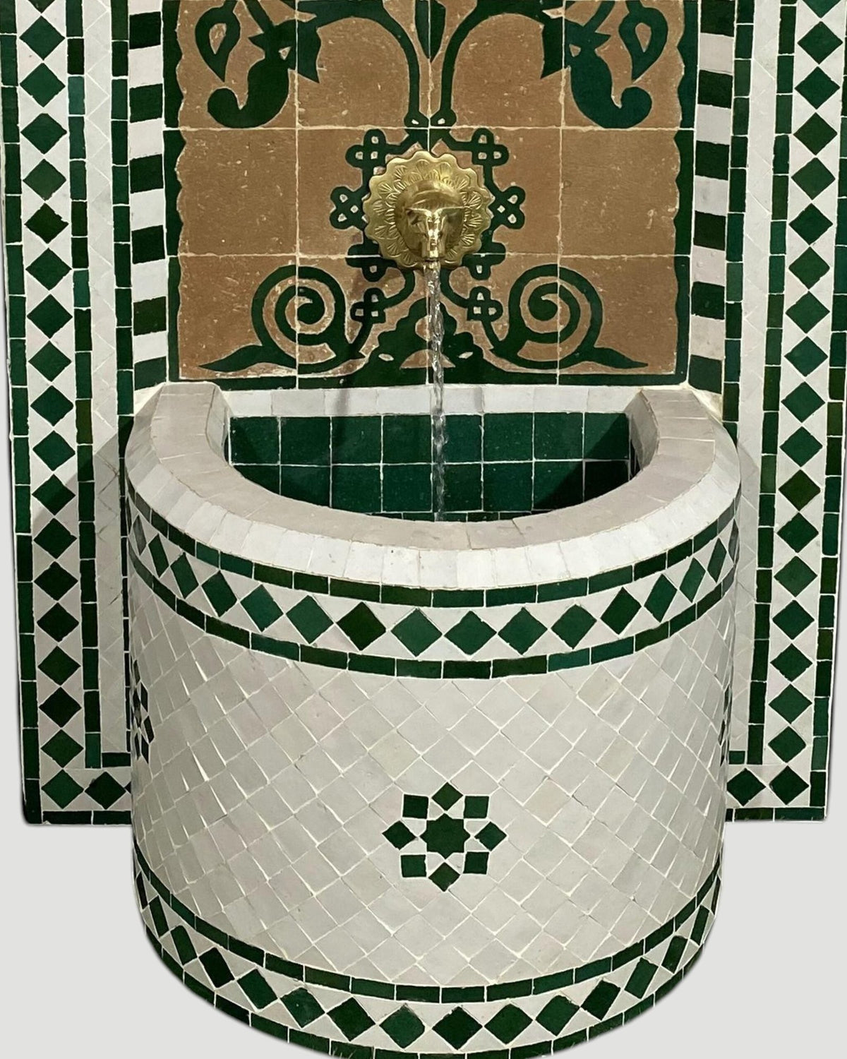 Zellige Fountain MF0052