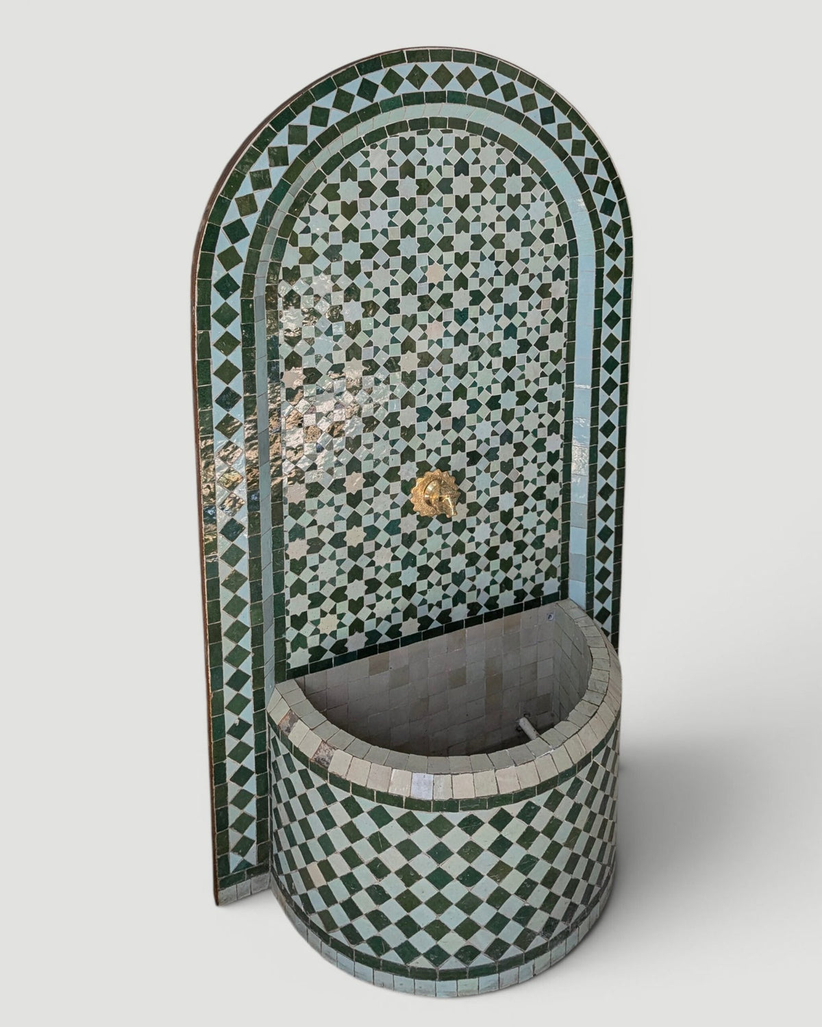 Zellige Fountain MF0170