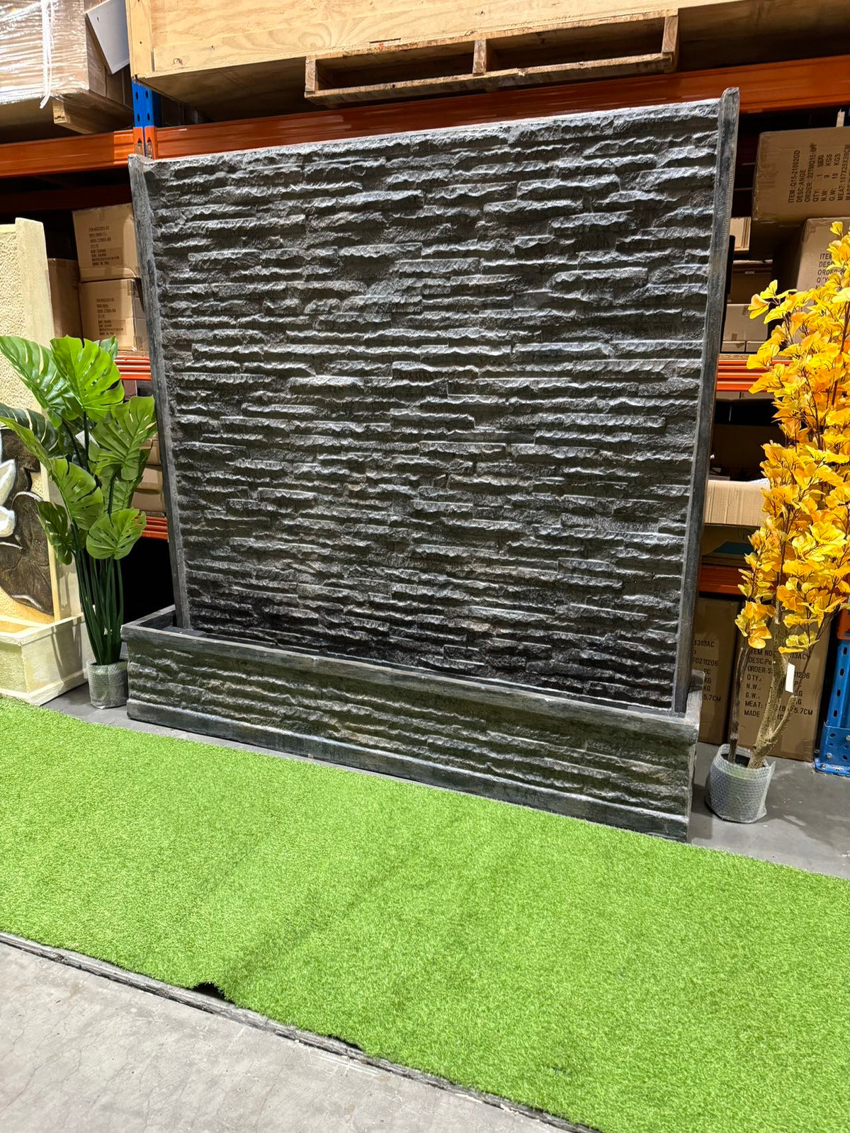 Eden Granite Look Water Wall Outdoor GRC Made Rock Outdoor Fountain