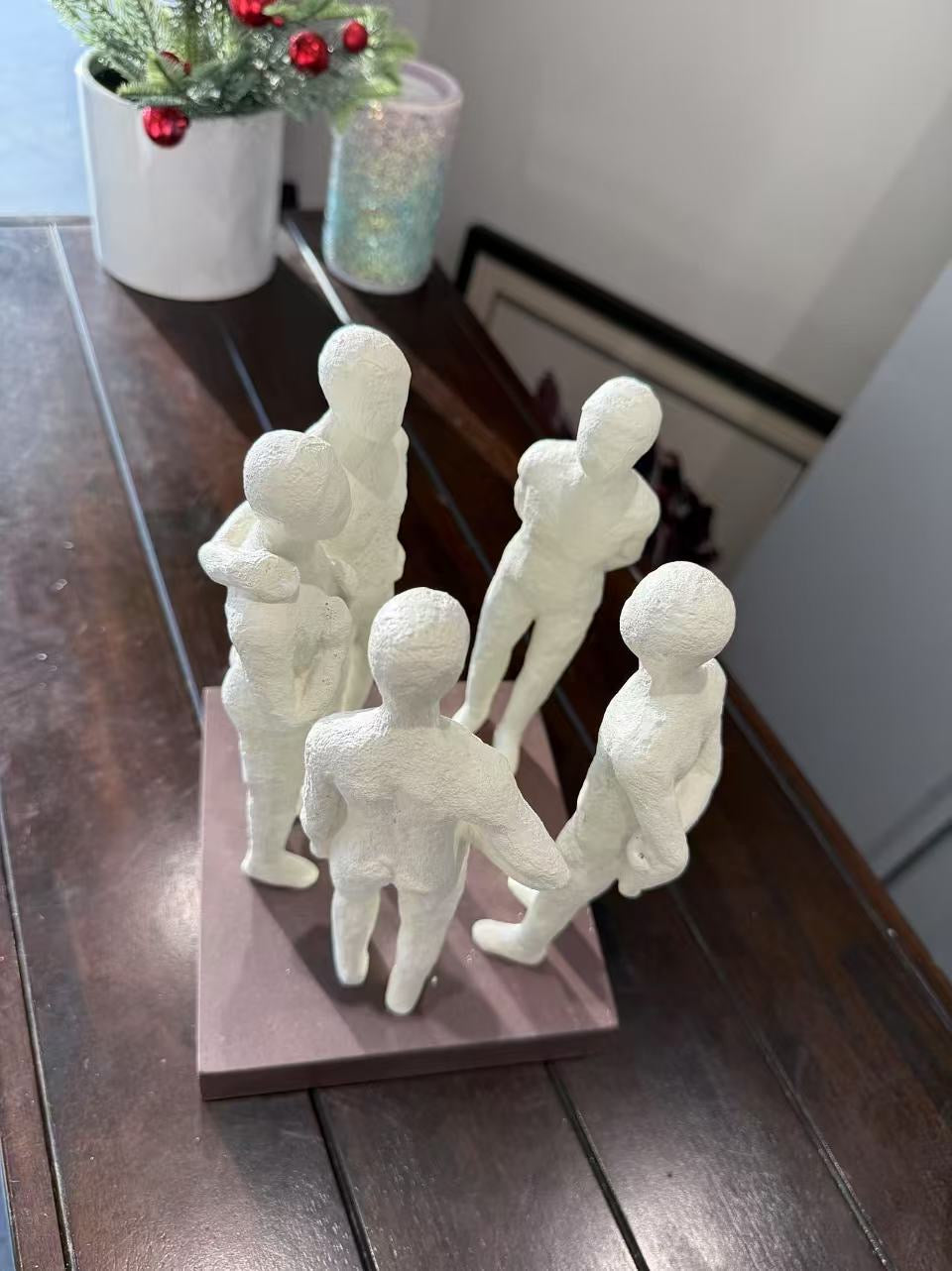 Atestada Circle Of Friends White Colour Clay Artisan Finish