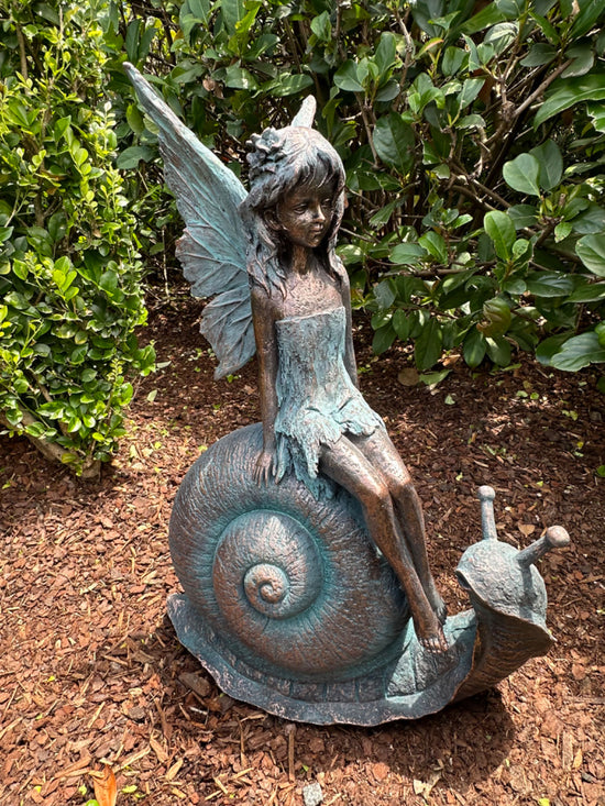 Fairy on Snail Garden Décor Ornament MGO Outdoor Landscaping Statue