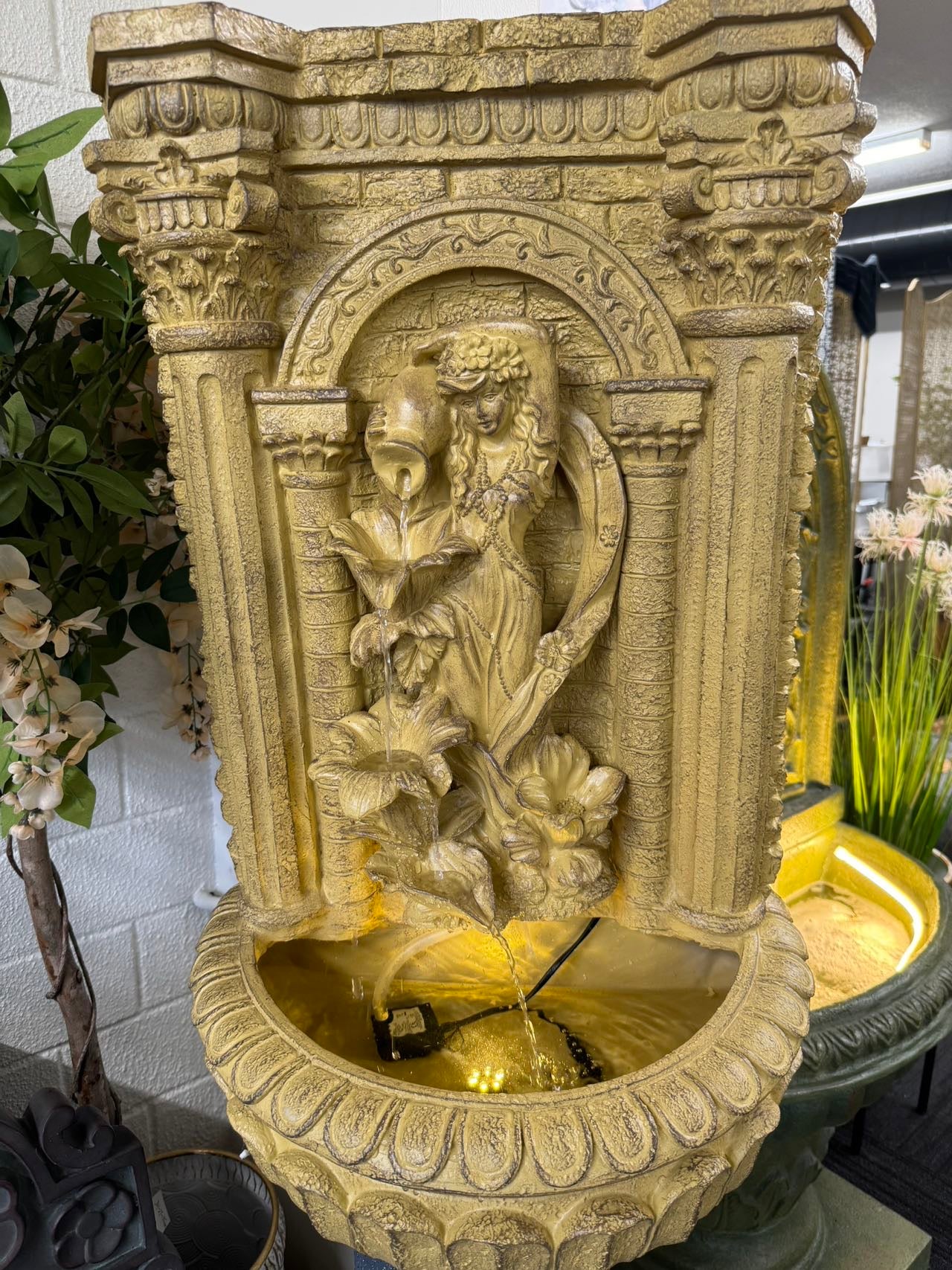 Cestina Wall Hanging Water Feature with Roman Lady Jugs & Flowers