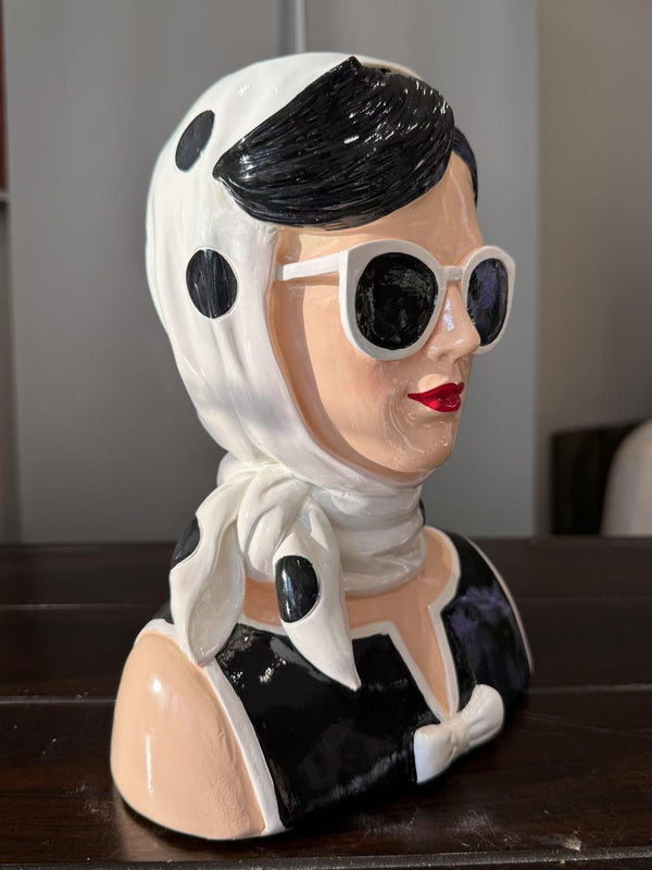 Fashionista Bust Head with Earrings 