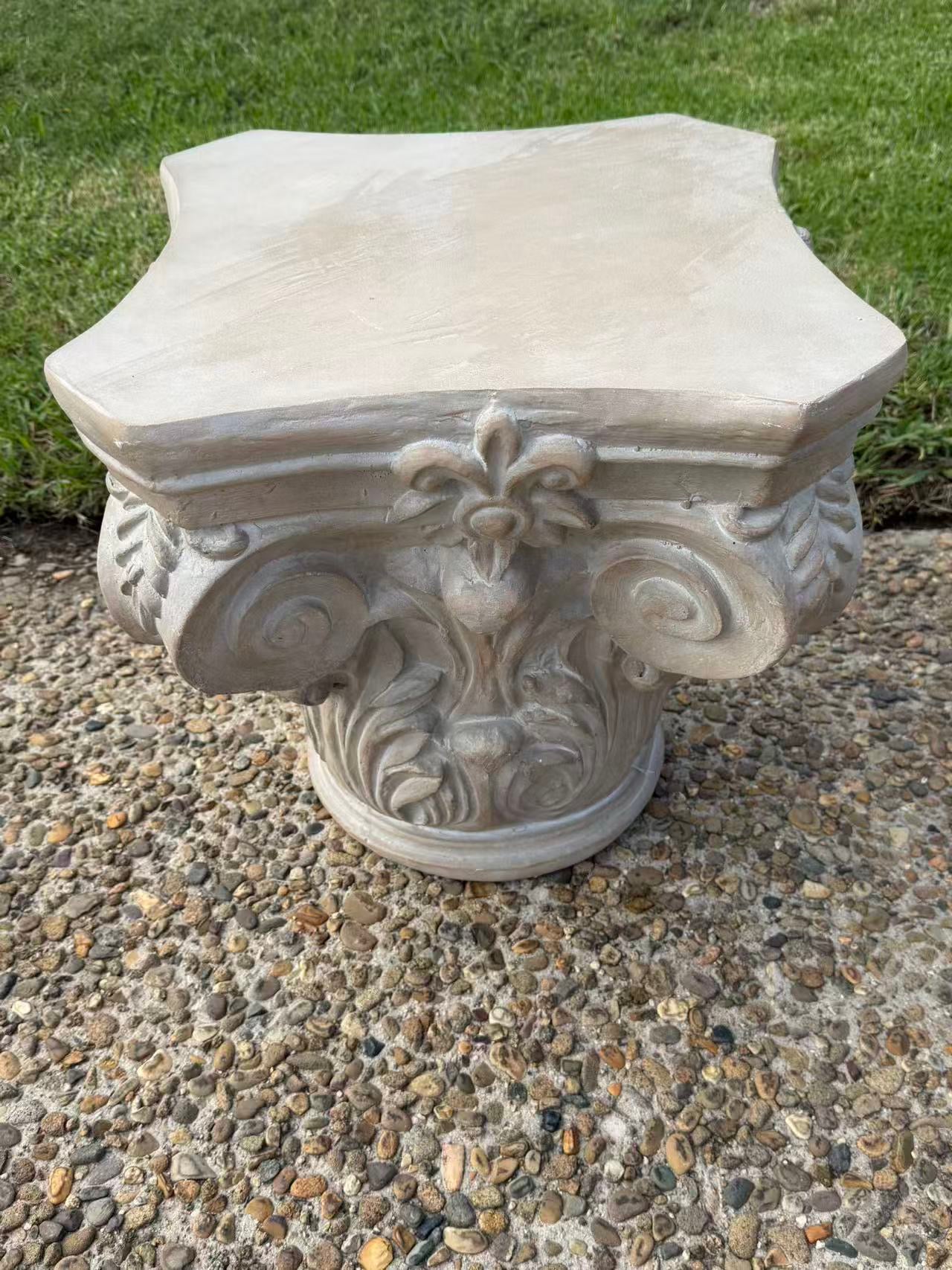 Zocalo Roman Design White Plinth Gold Accents