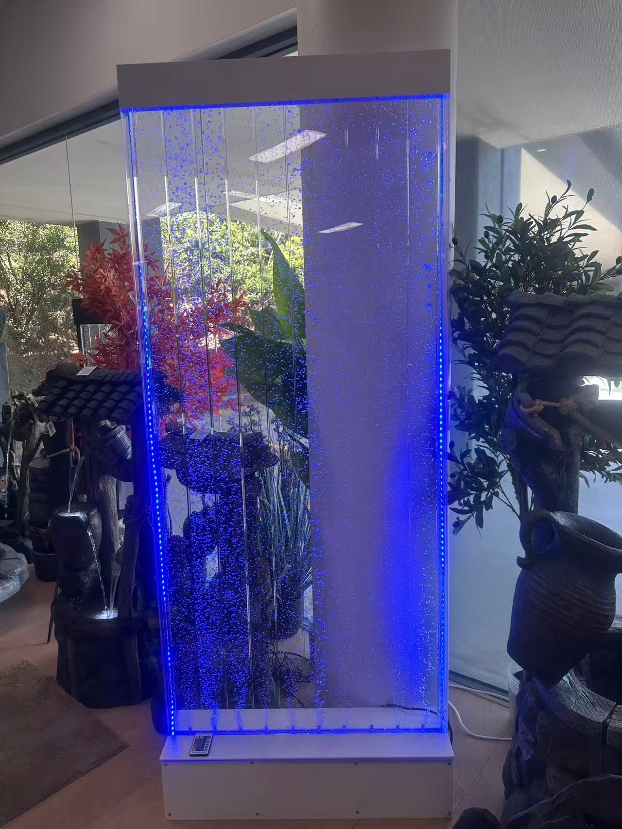 Lambada 2-meter tall bubble wall in White or Black Changing Colour Remote