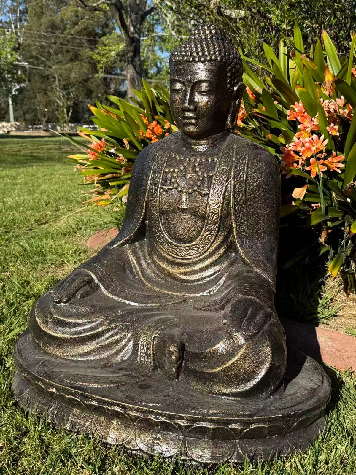 Serene Guardian Buddha Statue — 80 cm