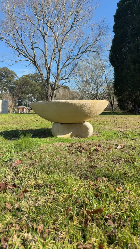 Tesoro Round Fountain 120cm Diameter Largest of Its Kind Outdoor & Indoor Electric or Solar