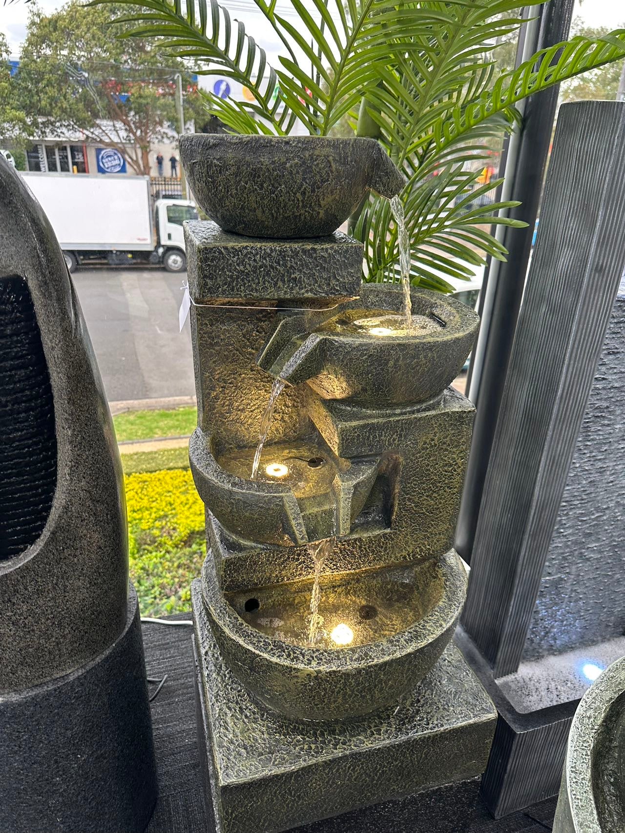 SURABAYA Multi Drop Water Feature